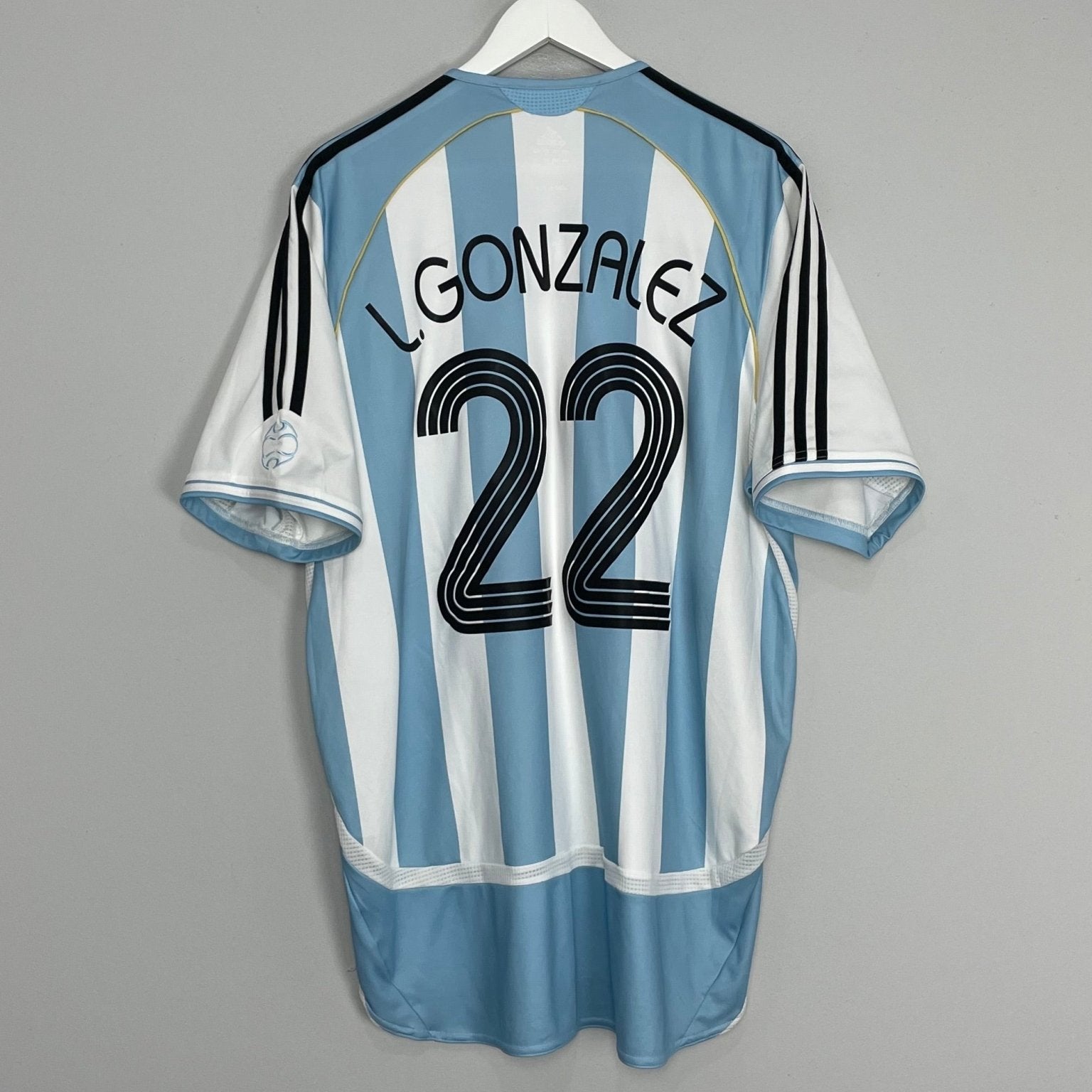 Shop 2006/07 ARGENTINA L.GONZALEZ #22 HOME SHIRT (XL) ADIDAS, classic football shirts, vintage football shirts & retro soccer jerseys at Cult Kits