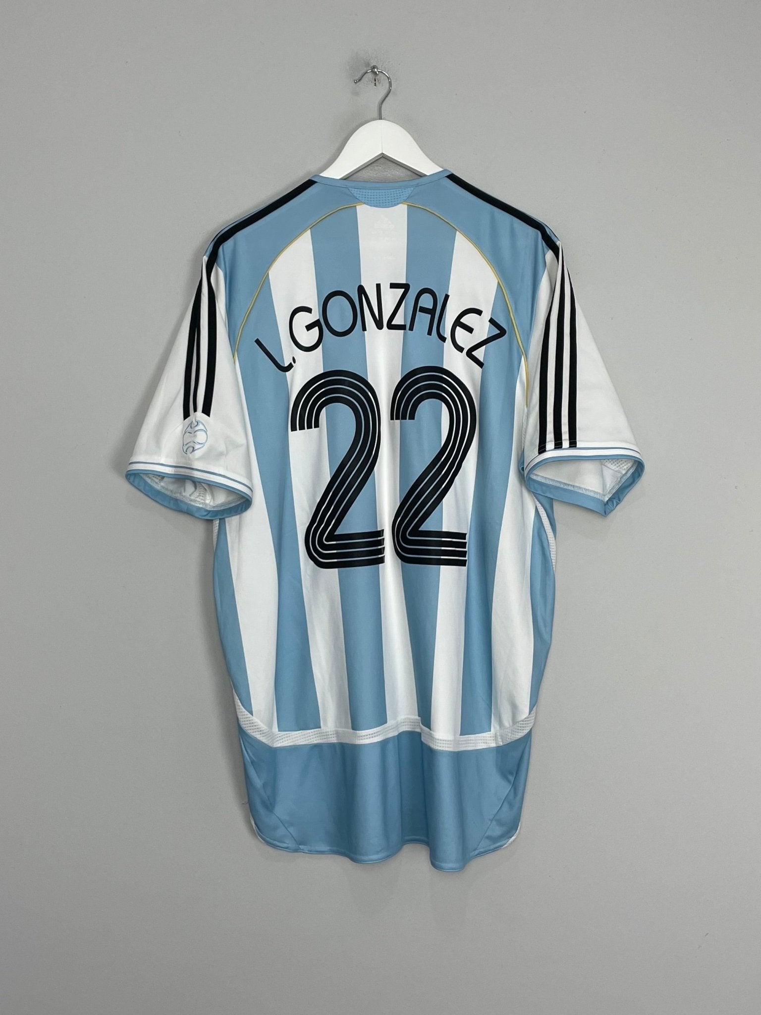 Shop 2006/07 ARGENTINA L.GONZALEZ #22 HOME SHIRT (XL) ADIDAS, classic football shirts, vintage football shirts & retro soccer jerseys at Cult Kits