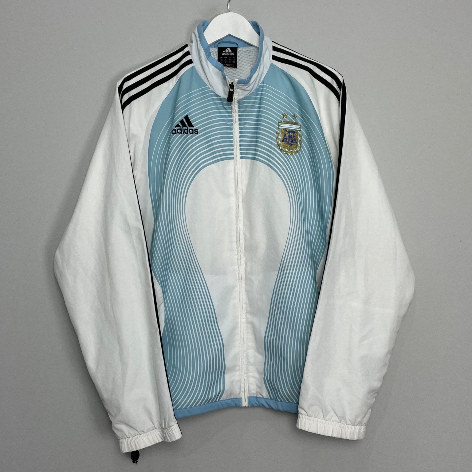 Shop 2006/07 ARGENTINA TRACK JACKET (M) ADIDAS, classic football shirts, vintage football shirts & retro soccer jerseys at Cult Kits
