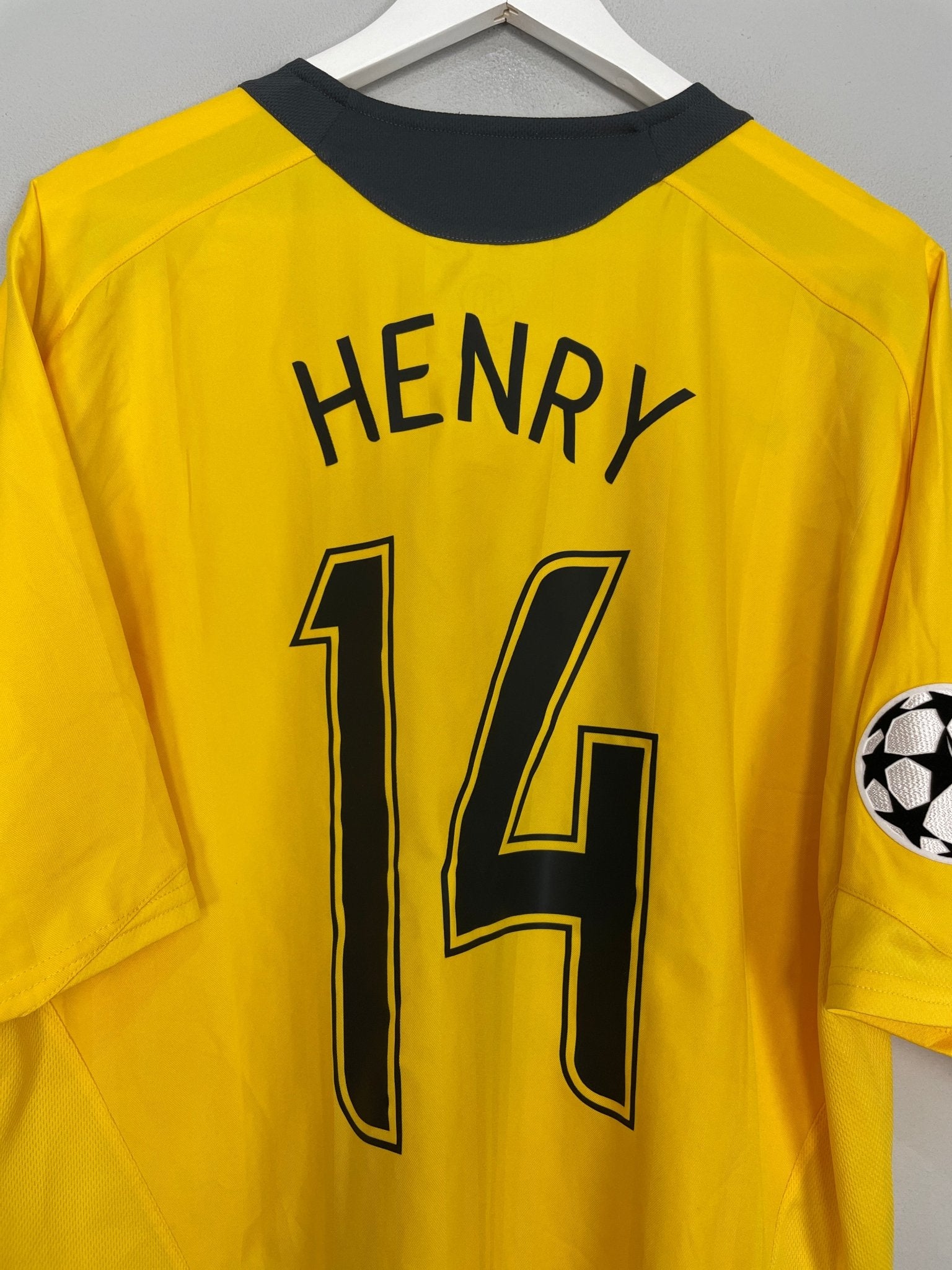 Shop 2006/07 ARSENAL HENRY #14 C/L AWAY SHIRT (XL) NIKE, classic football shirts, vintage football shirts & retro soccer jerseys at Cult Kits
