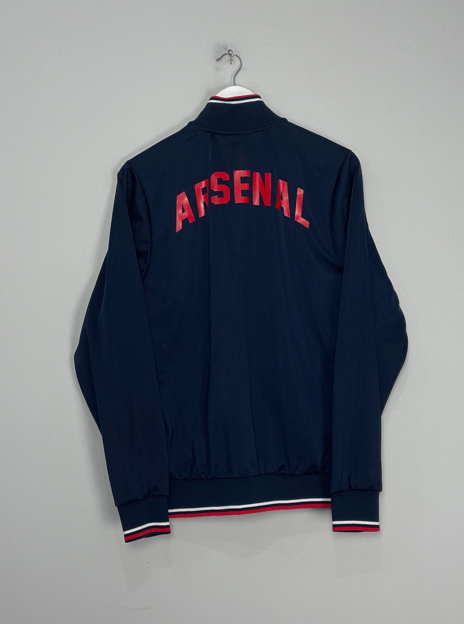 Shop 2006/07 ARSENAL TRACK JACKET (M) OM, classic football shirts, vintage football shirts & retro soccer jerseys at Cult Kits
