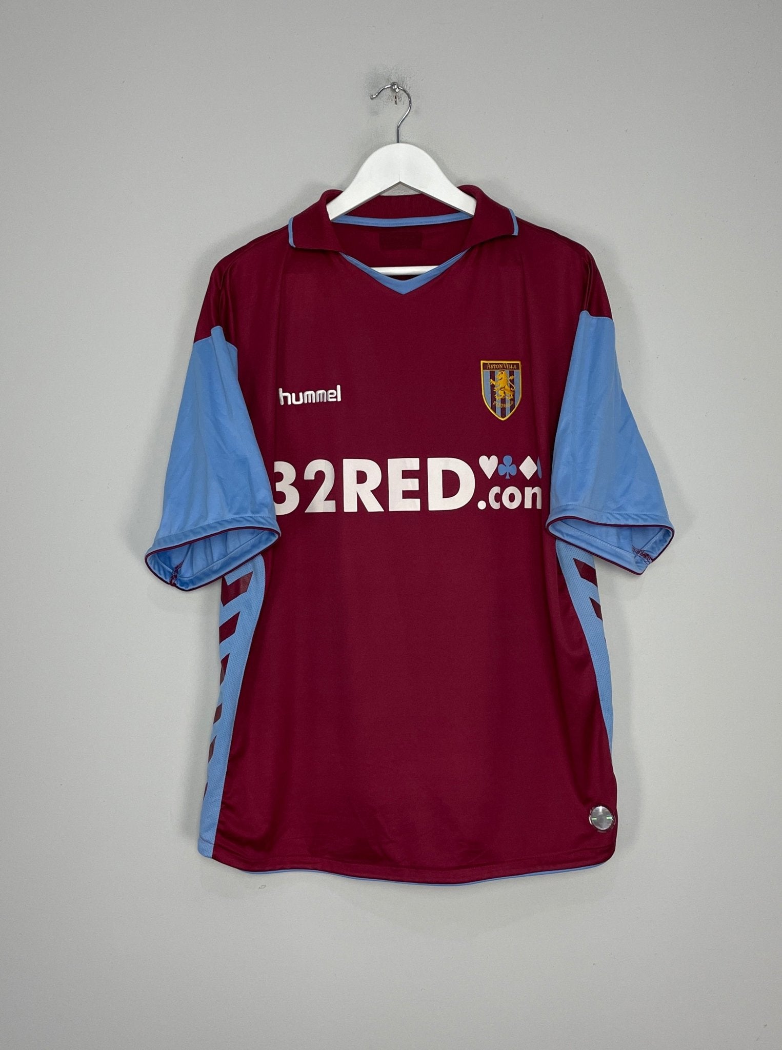 Shop 2006/07 ASTON VILLA PETROV #11 HOME SHIRT (M) HUMMEL, classic football shirts, vintage football shirts & retro soccer jerseys at Cult Kits