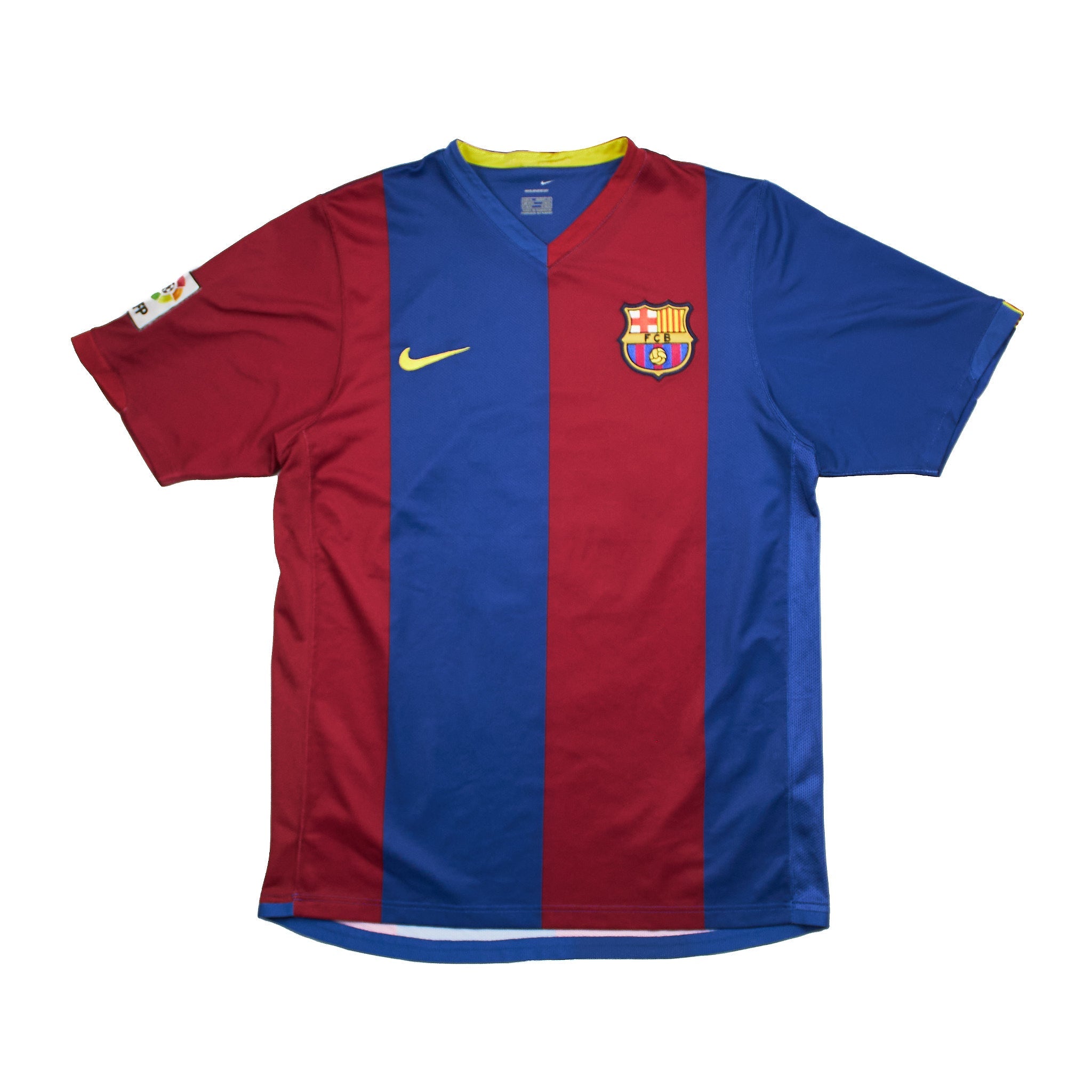 Buy 2006/07 Barcelona Puyol 5 home Shirt (M) Nike ~ Free worldwide shipping ~ Authentic Vintage Football Shirts from Cult Kits
