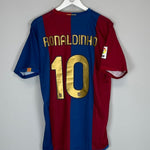 2006/07 BARCELONA RONALDINHO 10 HOME SHIRT (L) NIKE - Cult Kits - Large - Buy Vintage Football Shirts, Authentic Retro Football Shirts For Sale, Classic Football Shirts & Soccer Jersey
