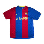 Buy 2006/07 Barcelona Ronaldinho 10 Home Shirt (L) Nike ~ Free worldwide shipping ~ Authentic Vintage Football Shirts from Cult Kits
