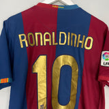 Shop 2006/07 BARCELONA RONALDINHO #10 HOME SHIRT (M) NIKE, classic football shirts, vintage football shirts & retro soccer jerseys at Cult Kits