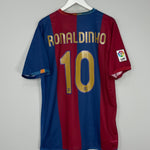 Shop 2006/07 BARCELONA RONALDINHO #10 HOME SHIRT (M) NIKE, classic football shirts, vintage football shirts & retro soccer jerseys at Cult Kits