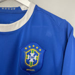 Shop 2006/07 BRAZIL RONALDINHO #10 AWAY SHIRT (M) NIKE, classic football shirts, vintage football shirts & retro soccer jerseys at Cult Kits