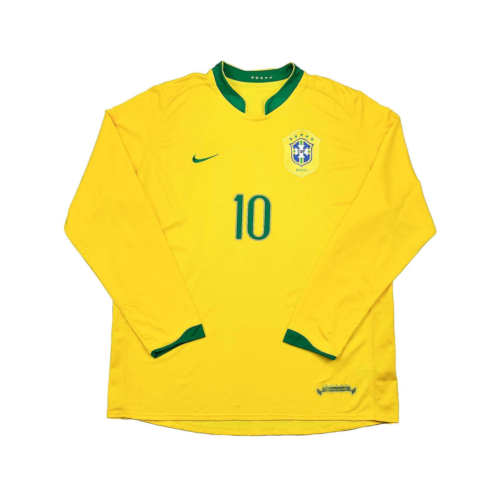 Buy 2006/07 Brazil Ronaldinho 10 L/S Home Shirt (XL) Nike ~ Free worldwide shipping ~ Authentic Vintage Football Shirts from Cult Kits