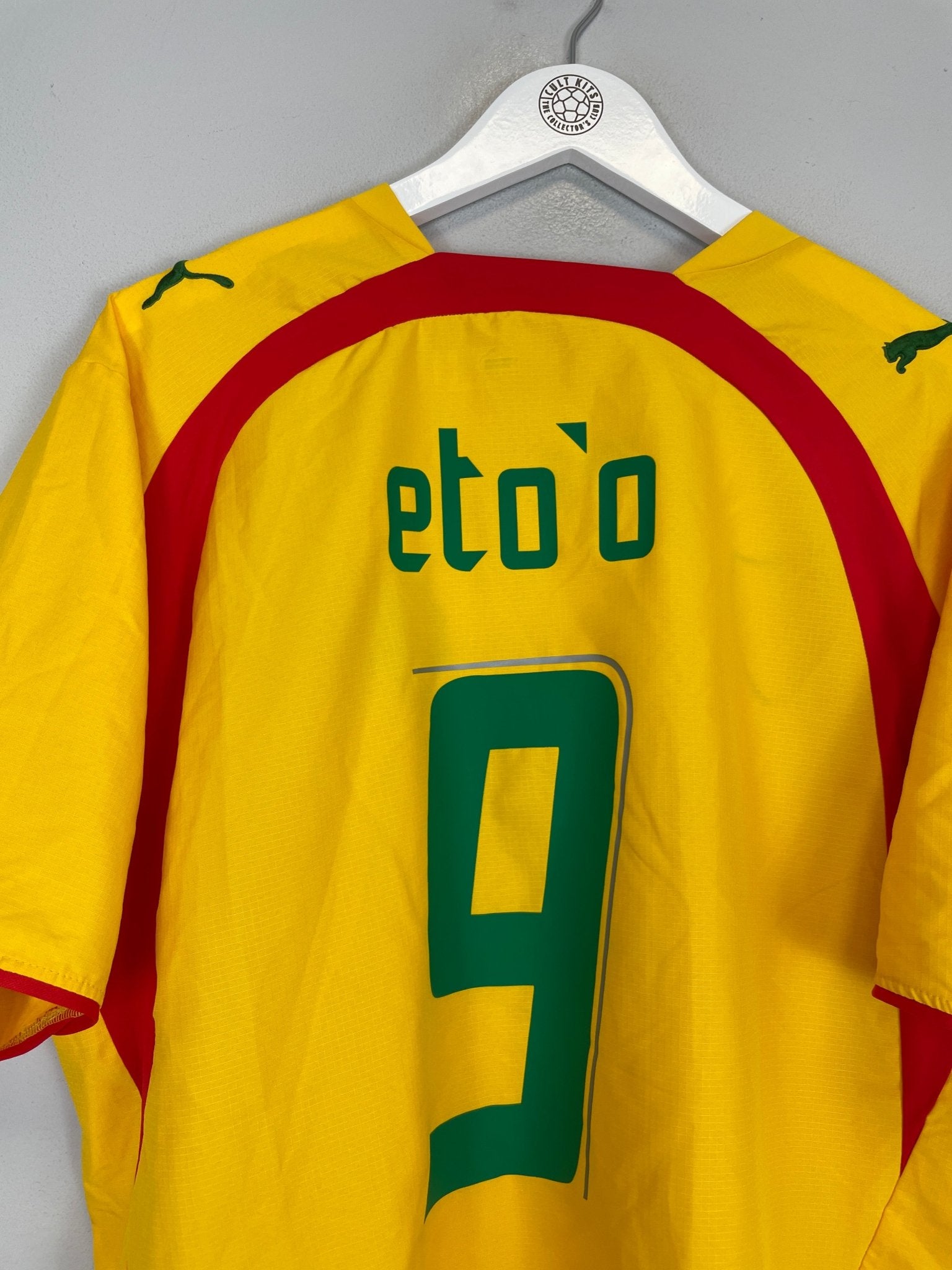 Shop 2006/07 CAMEROON ETO'O #9 AWAY SHIRT (XL) PUMA, classic football shirts, vintage football shirts & retro soccer jerseys at Cult Kits
