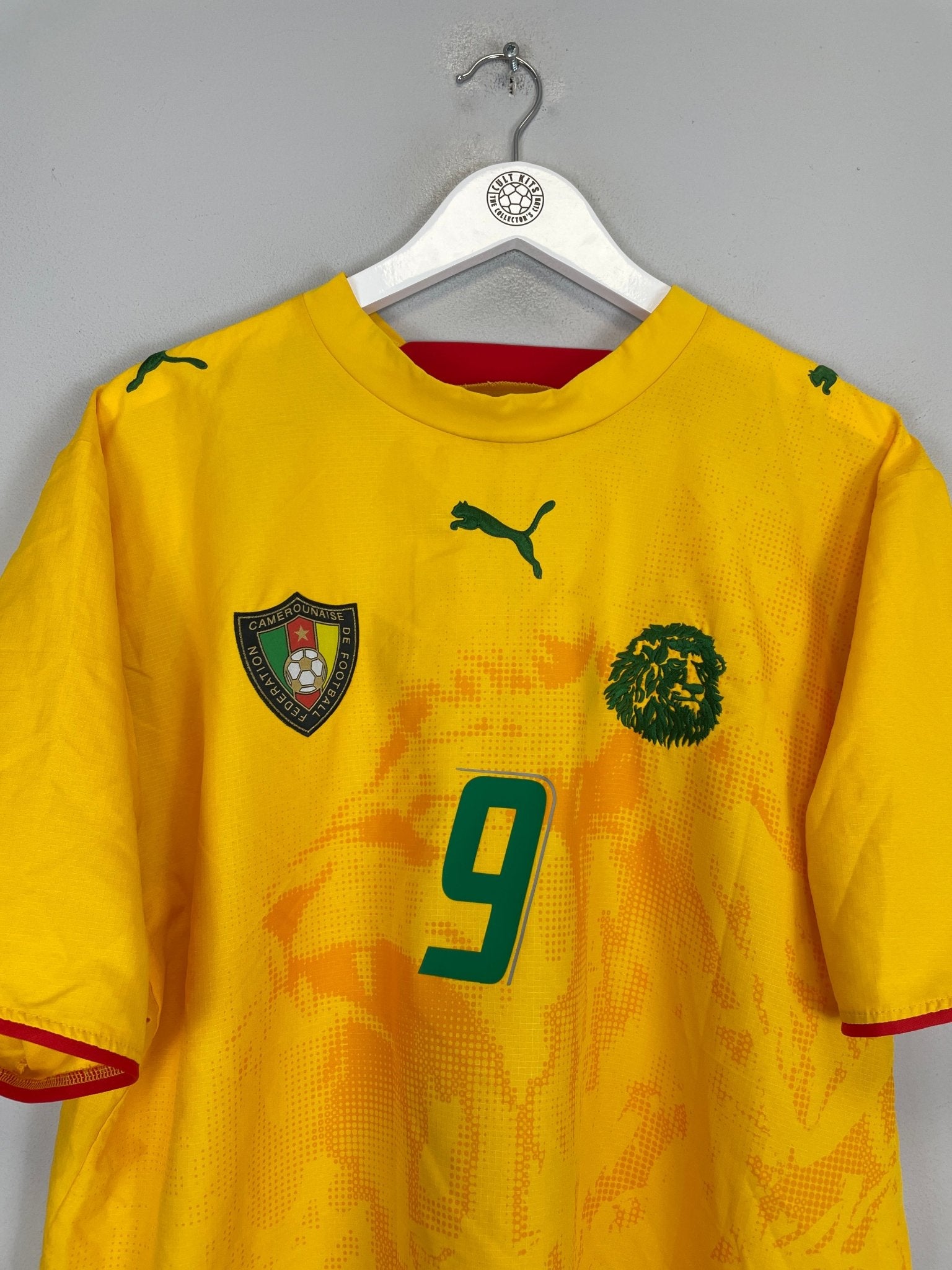 Shop 2006/07 CAMEROON ETO'O #9 AWAY SHIRT (XL) PUMA, classic football shirts, vintage football shirts & retro soccer jerseys at Cult Kits