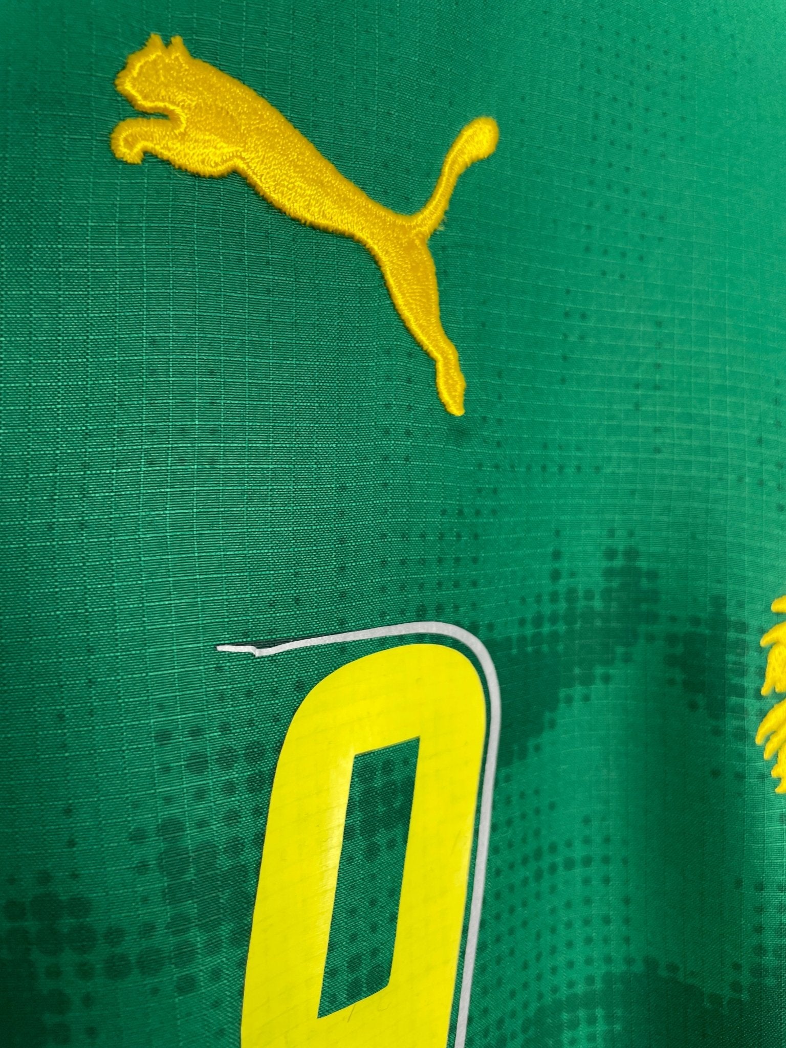 Shop 2006/07 CAMEROON ETO'O #9 HOME SHIRT (M) PUMA, classic football shirts, vintage football shirts & retro soccer jerseys at Cult Kits