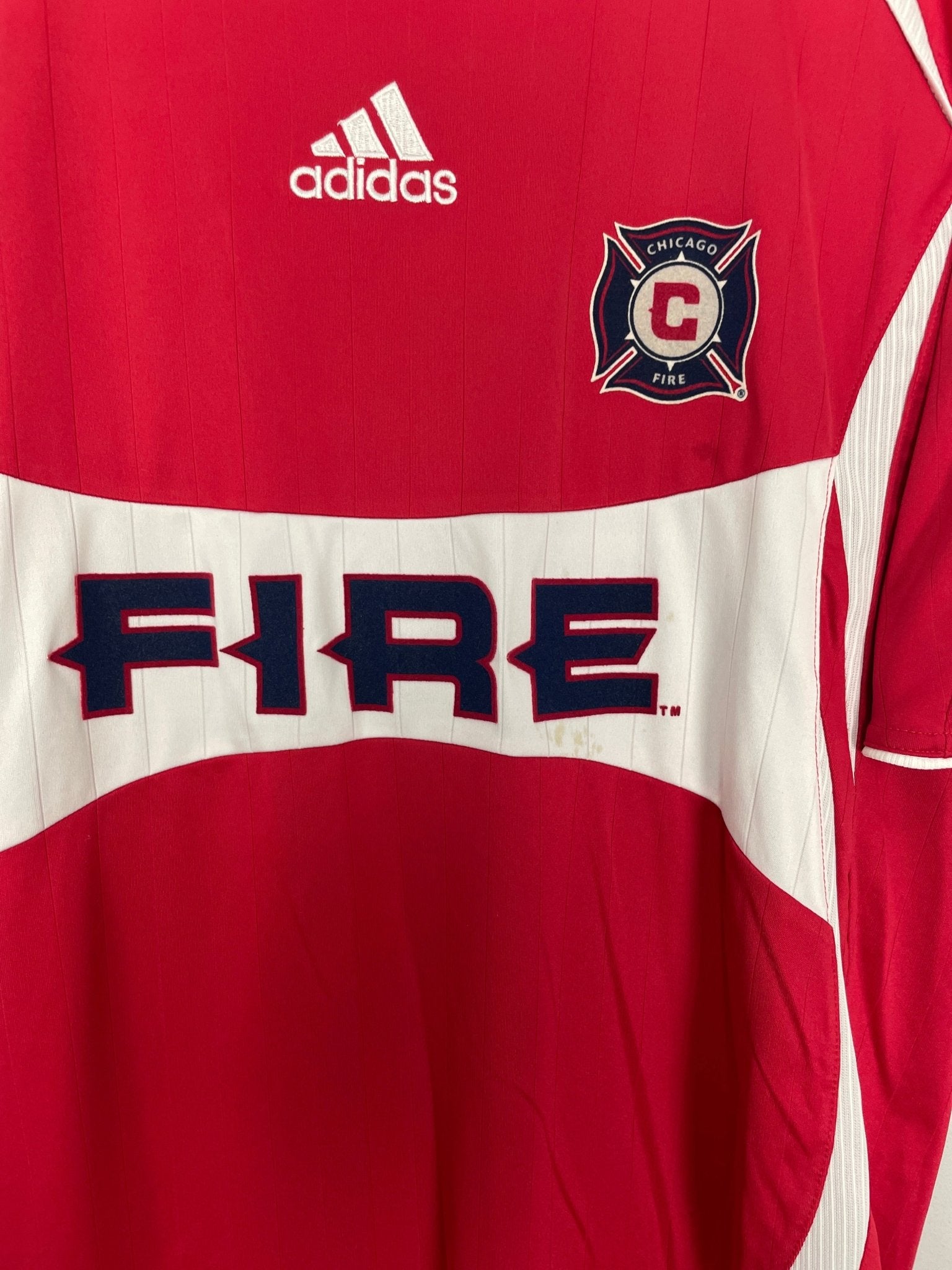 Shop 2006/07 CHICAGO FIRE BLANCO #10 HOME SHIRT (XL) ADIDAS, classic football shirts, vintage football shirts & retro soccer jerseys at Cult Kits