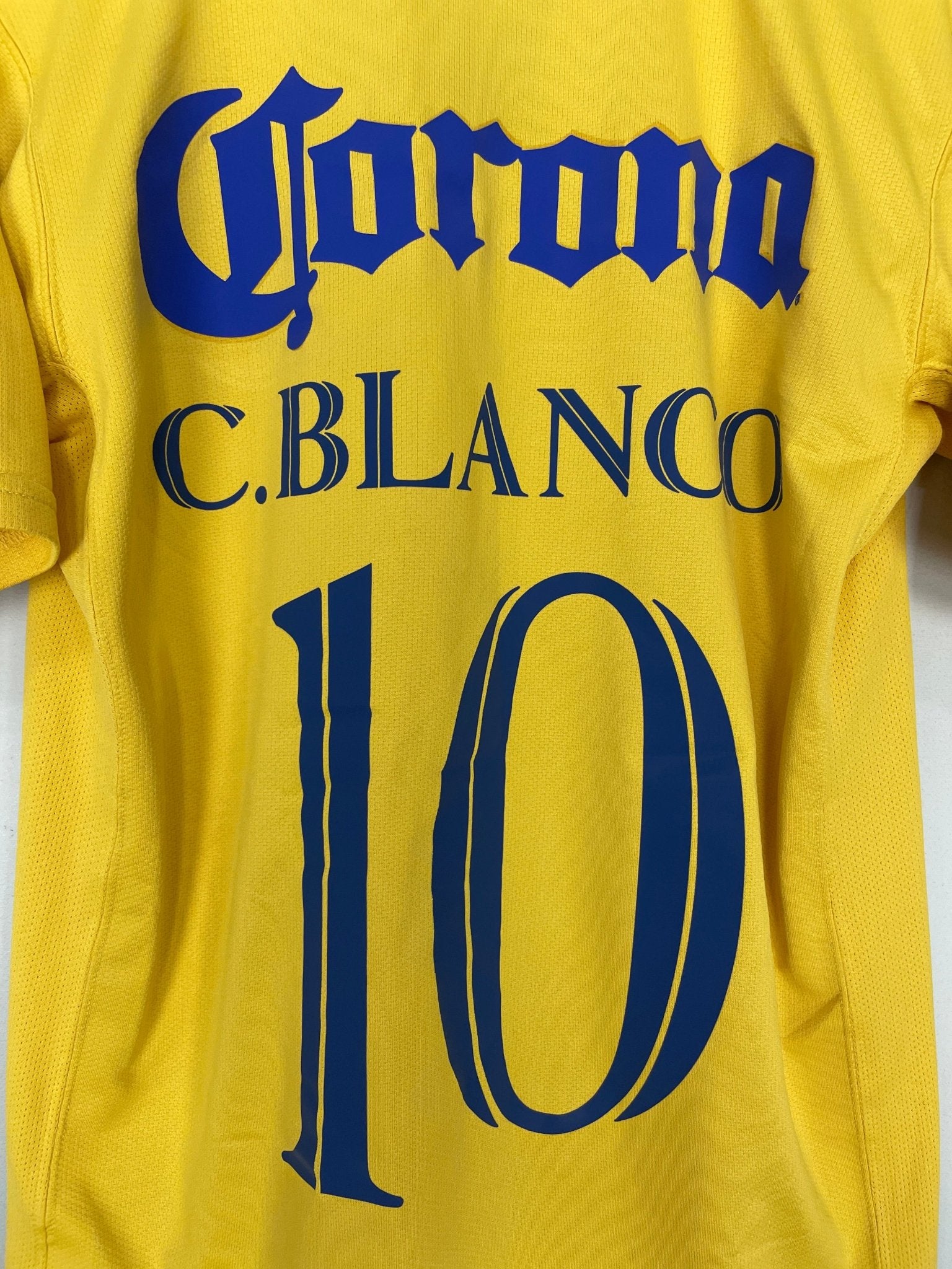Shop 2006/07 CLUB AMERICA C.BLANCO #10 HOME SHIRT (L) NIKE, classic football shirts, vintage football shirts & retro soccer jerseys at Cult Kits