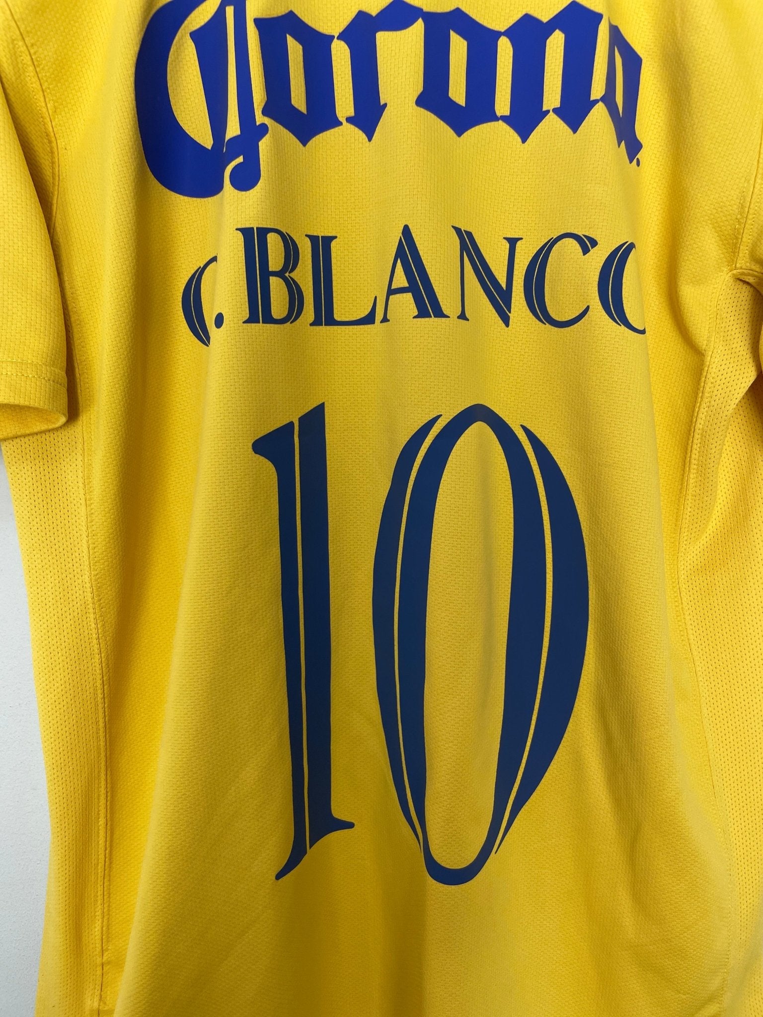 Shop 2006/07 CLUB AMERICA C.BLANCO #10 HOME SHIRT (L) NIKE, classic football shirts, vintage football shirts & retro soccer jerseys at Cult Kits