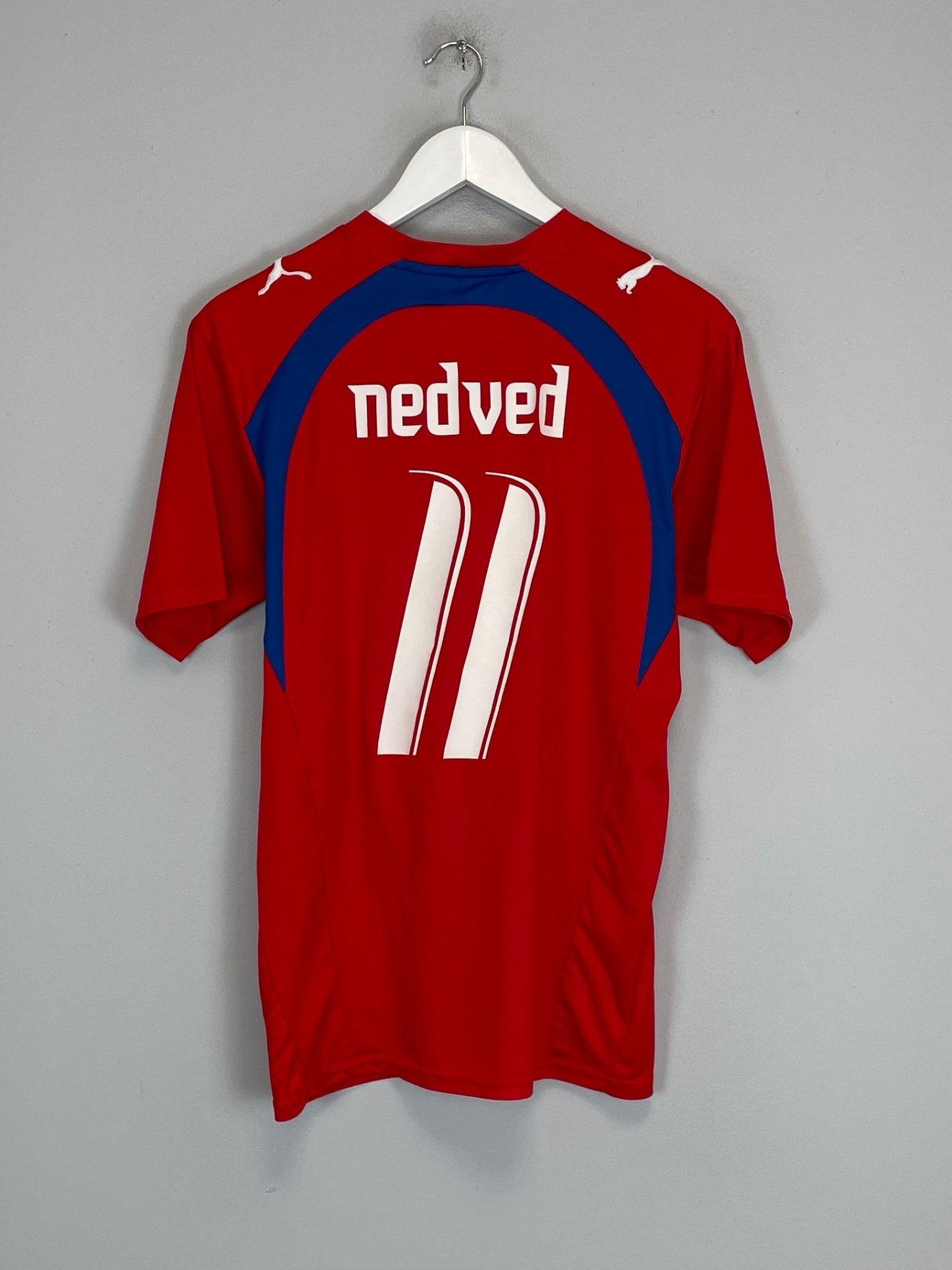 Shop 2006/07 CZECH REPUBLIC NEDVED #11 HOME SHIRT (S) PUMA, classic football shirts, vintage football shirts & retro soccer jerseys at Cult Kits