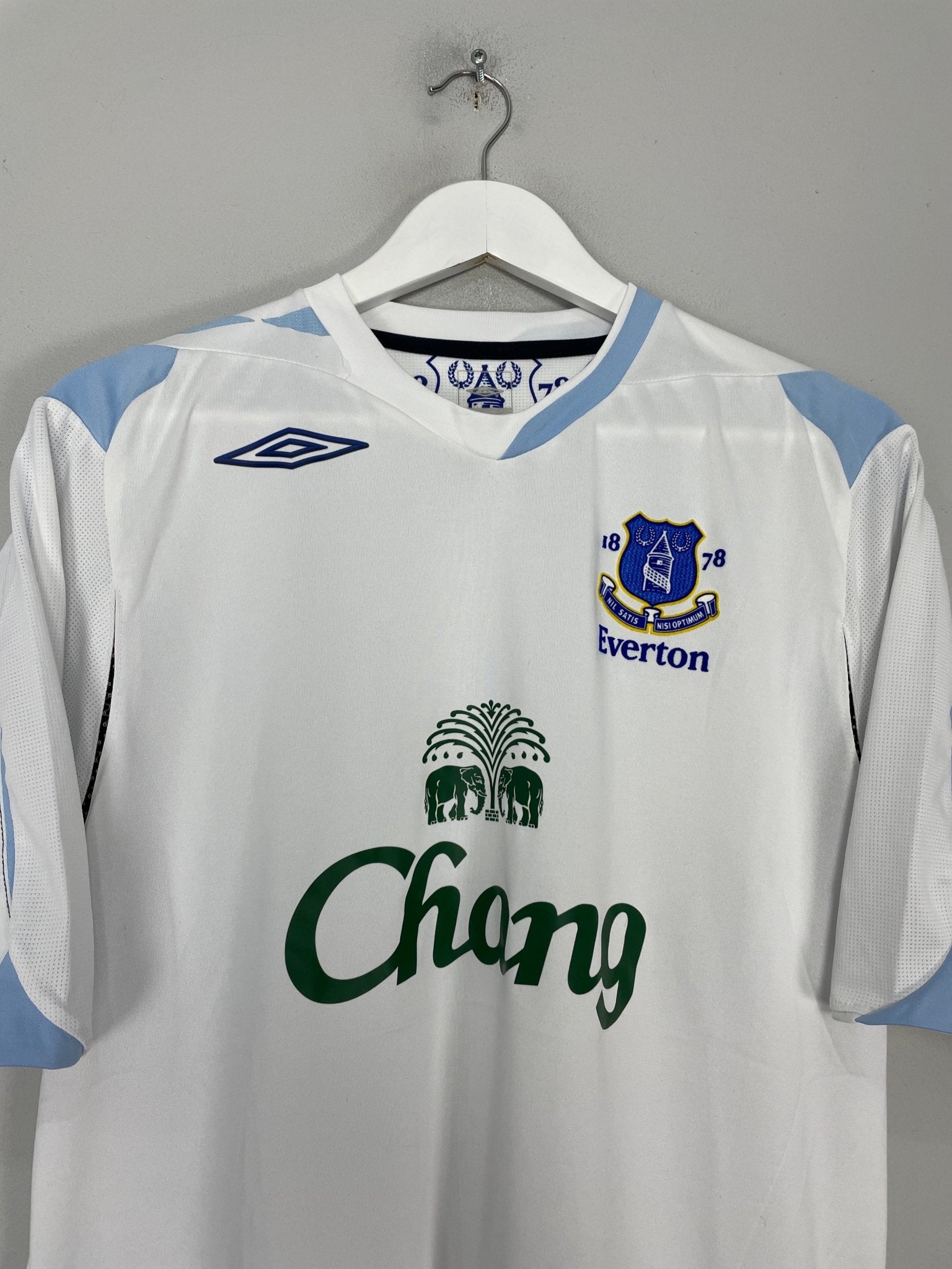 Shop 2006/07 EVERTON AWAY SHIRT (L) UMBRO, classic football shirts, vintage football shirts & retro soccer jerseys at Cult Kits