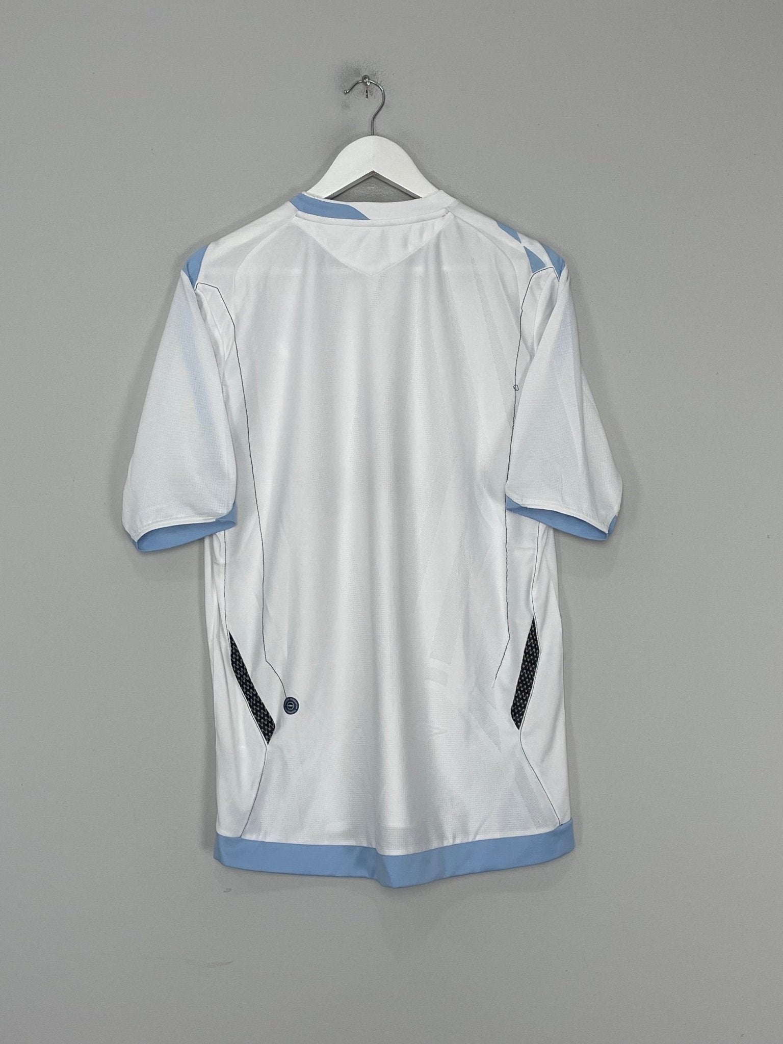 Shop 2006/07 EVERTON AWAY SHIRT (L) UMBRO, classic football shirts, vintage football shirts & retro soccer jerseys at Cult Kits