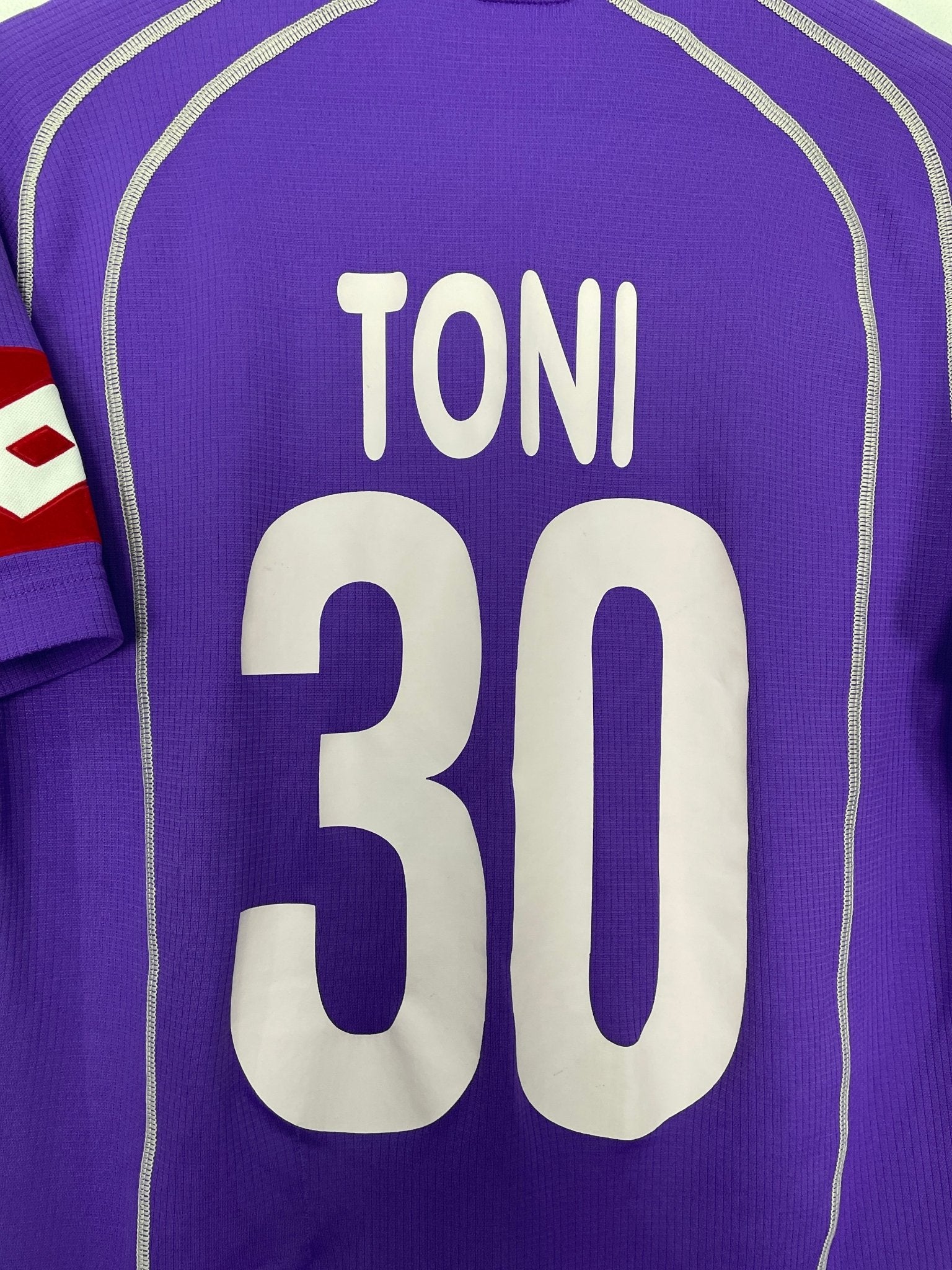 Shop 2006/07 FIORENTINA TONI #30 HOME SHIRT (XL) LOTTO, classic football shirts, vintage football shirts & retro soccer jerseys at Cult Kits
