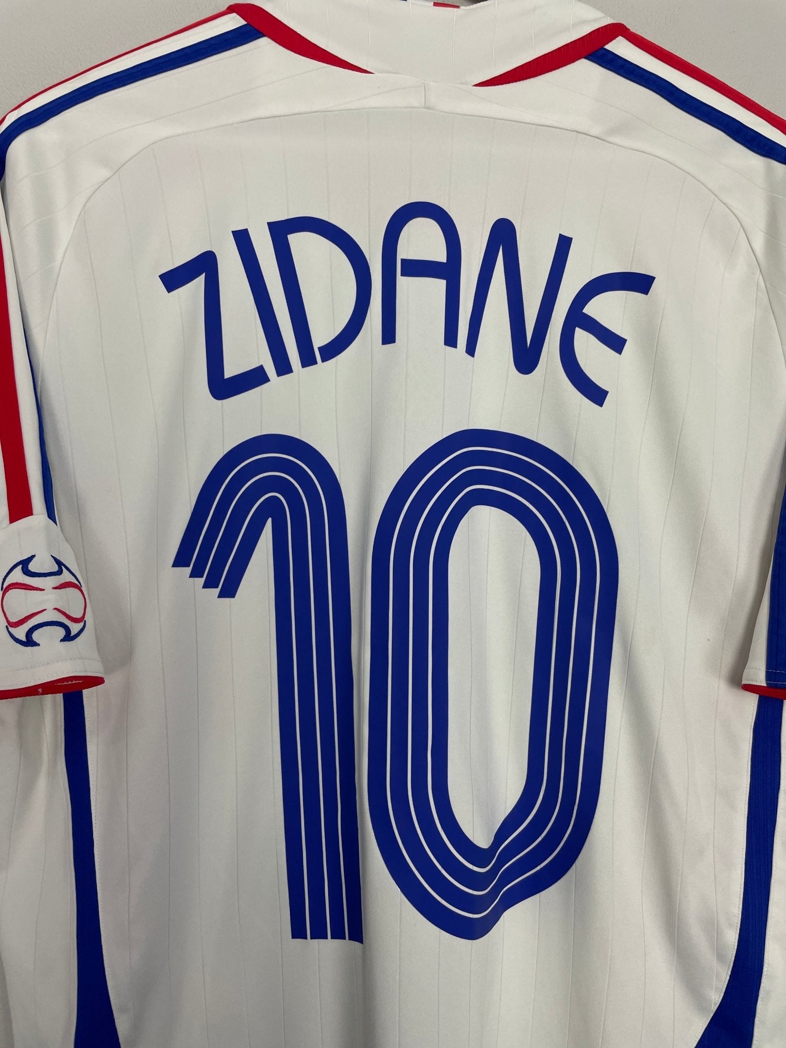 Shop 2006/07 FRANCE ZIDANE #10 AWAY SHIRT (L) ADIDAS, classic football shirts, vintage football shirts & retro soccer jerseys at Cult Kits
