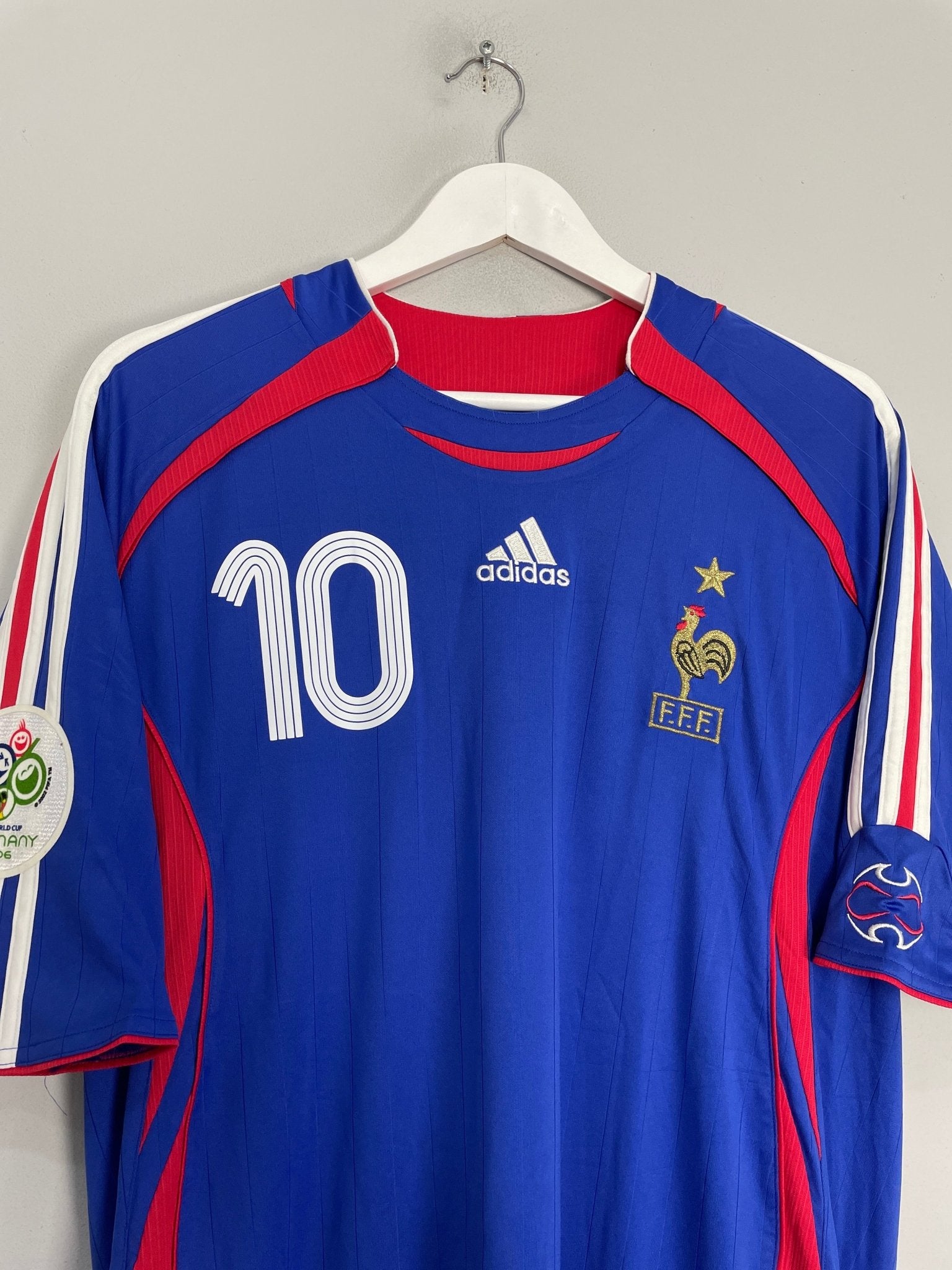 Shop 2006/07 FRANCE ZIDANE #10 HOME SHIRT (XL) ADIDAS, classic football shirts, vintage football shirts & retro soccer jerseys at Cult Kits