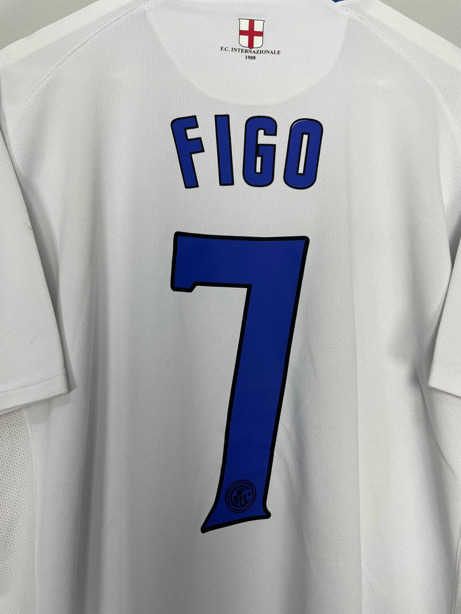 Shop 2006/07 INTER MILAN FIGO #7 AWAY SHIRT (XL) NIKE, classic football shirts, vintage football shirts & retro soccer jerseys at Cult Kits