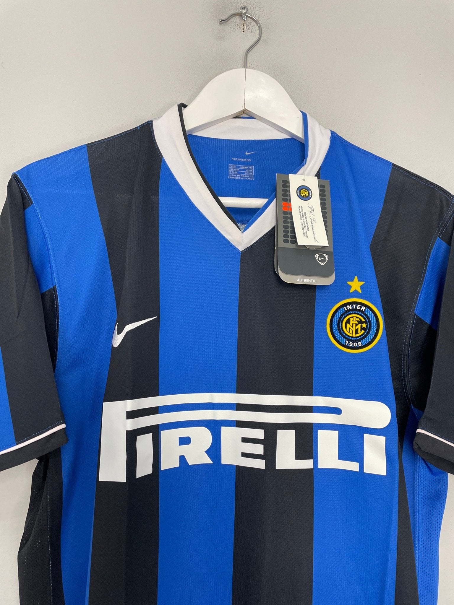 Shop 2006/07 INTER MILAN J.ZANETTI #4 *BNWT* HOME SHIRT (L) NIKE, classic football shirts, vintage football shirts & retro soccer jerseys at Cult Kits