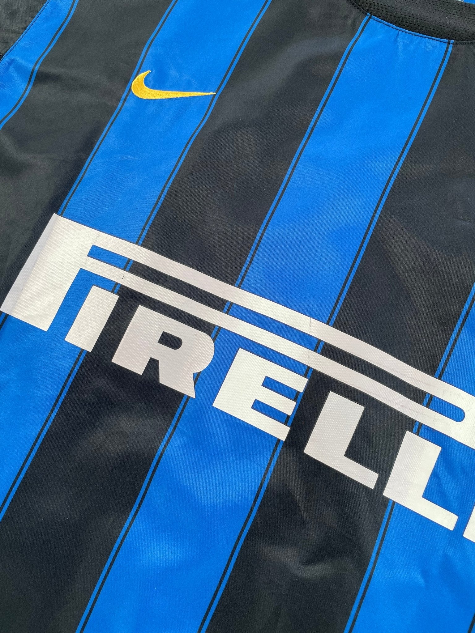 Buy 2006/07 Inter Milan Materrazi 23 Home Shirt BNWT (XL) Nike ~ Free worldwide shipping ~ Authentic Vintage Football Shirts from Cult Kits