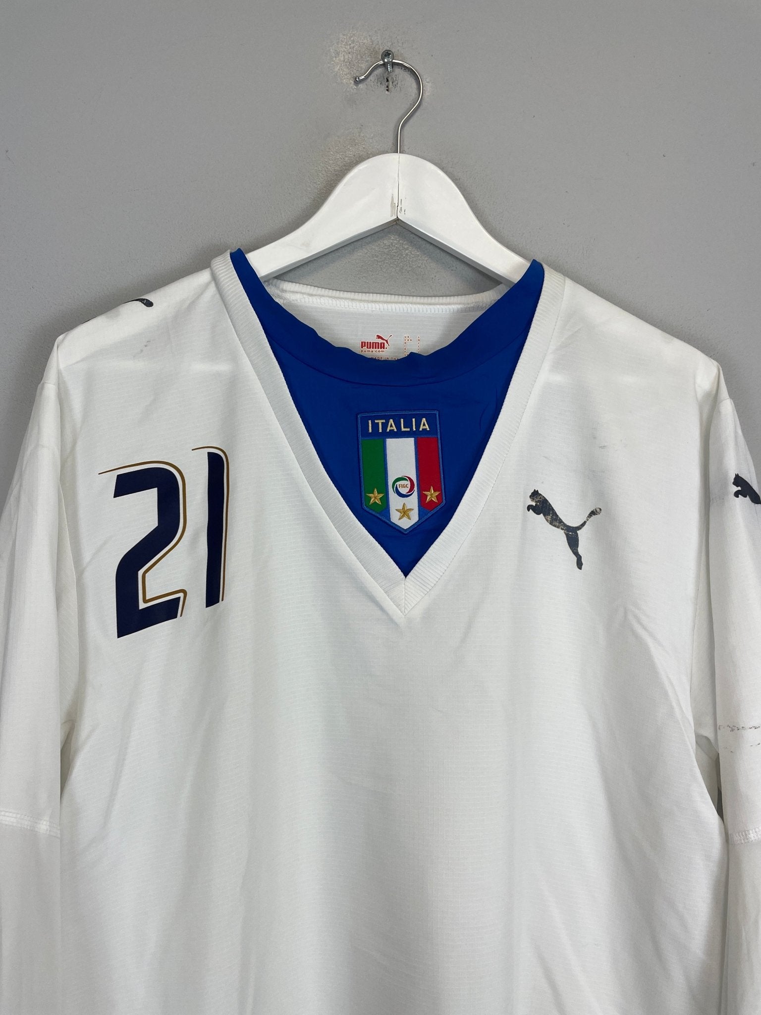 Shop 2006/07 ITALY PIRLO #21 L/S AWAY SHIRT (L) PUMA, classic football shirts, vintage football shirts & retro soccer jerseys at Cult Kits