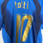 Shop 2006/07 ITALY TOTTI #10 HOME SHIRT (M) PUMA, classic football shirts, vintage football shirts & retro soccer jerseys at Cult Kits