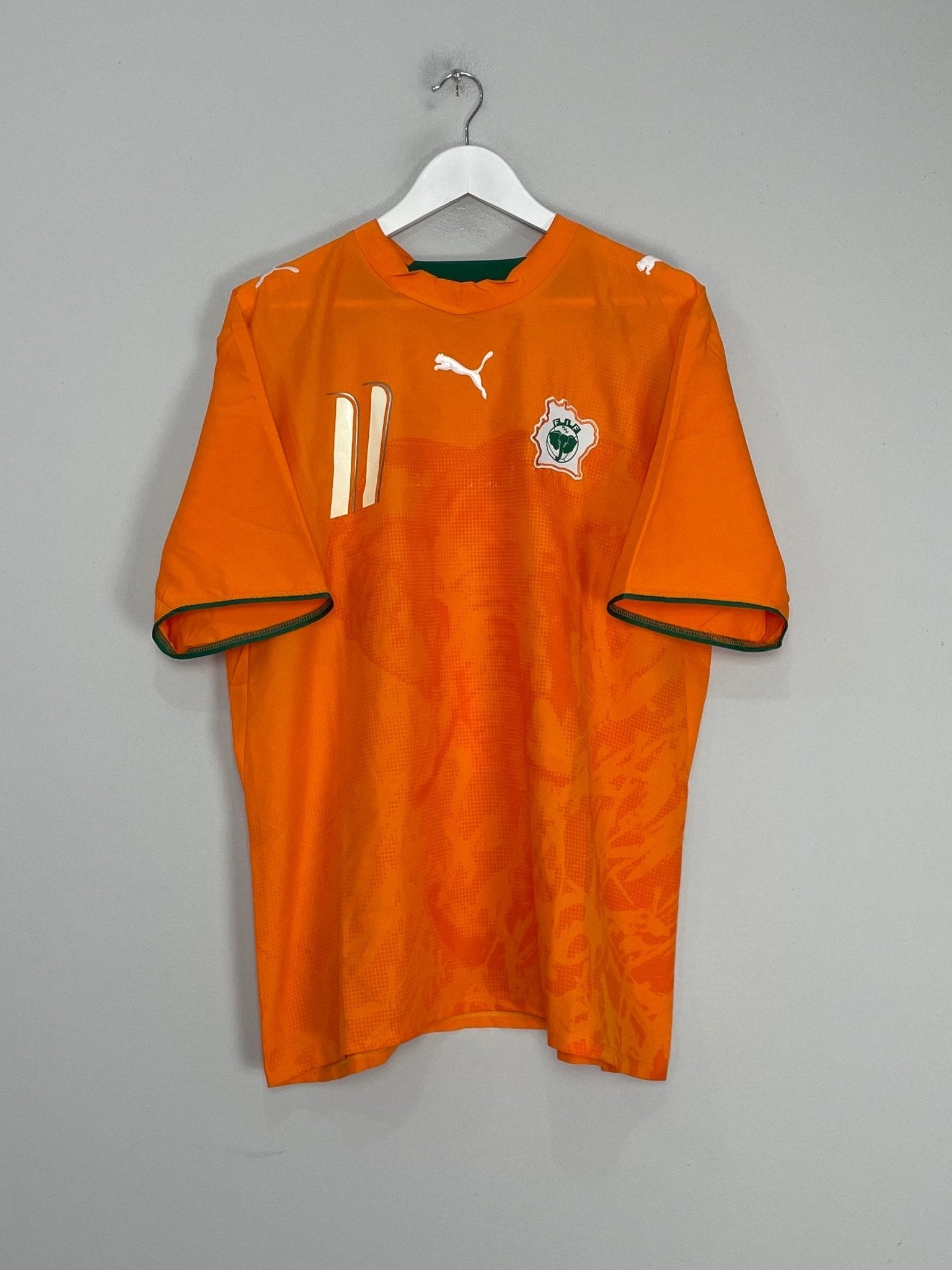 Shop 2006/07 IVORY COAST DROGBA #11 HOME SHIRT (XL) PUMA, classic football shirts, vintage football shirts & retro soccer jerseys at Cult Kits