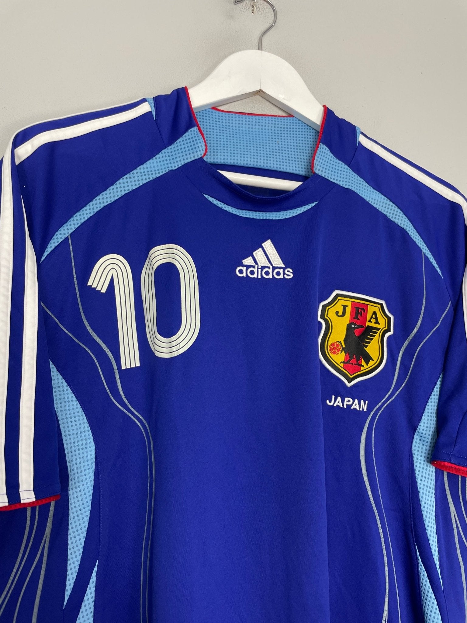 Shop 2006/07 JAPAN NAKAMURA #10 HOME SHIRT (L) ADIDAS, classic football shirts, vintage football shirts & retro soccer jerseys at Cult Kits