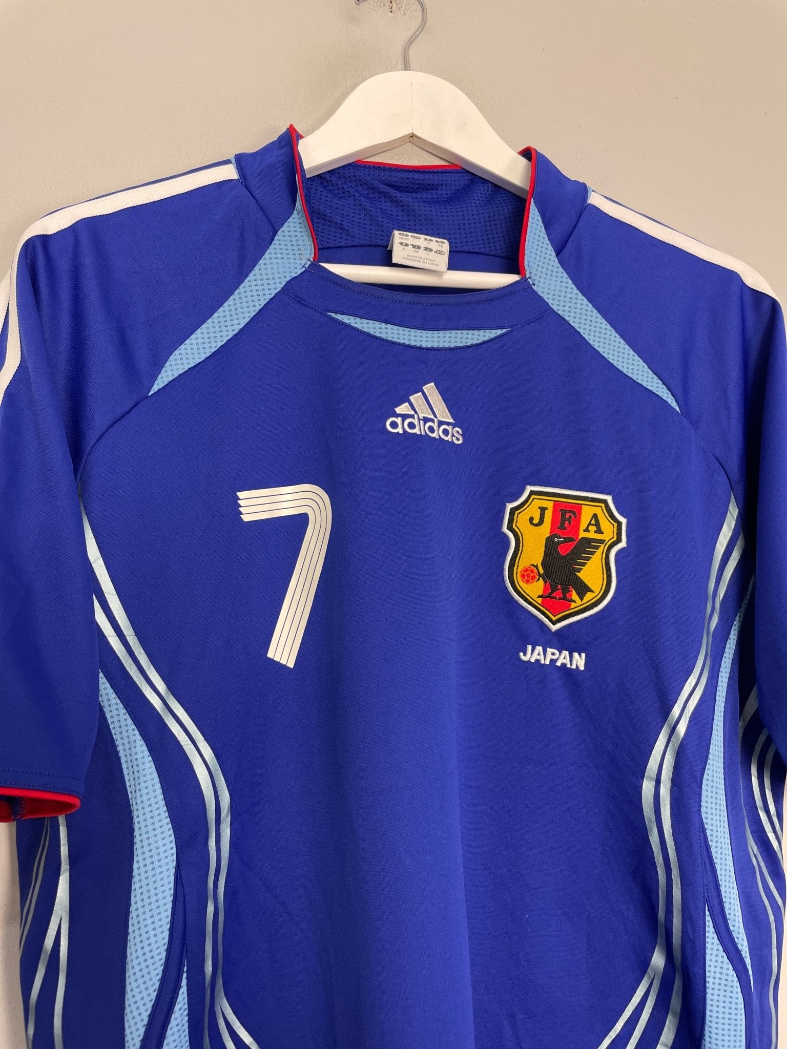 Shop 2006/07 JAPAN NAKATA #7 HOME SHIRT (M) ADIDAS, classic football shirts, vintage football shirts & retro soccer jerseys at Cult Kits
