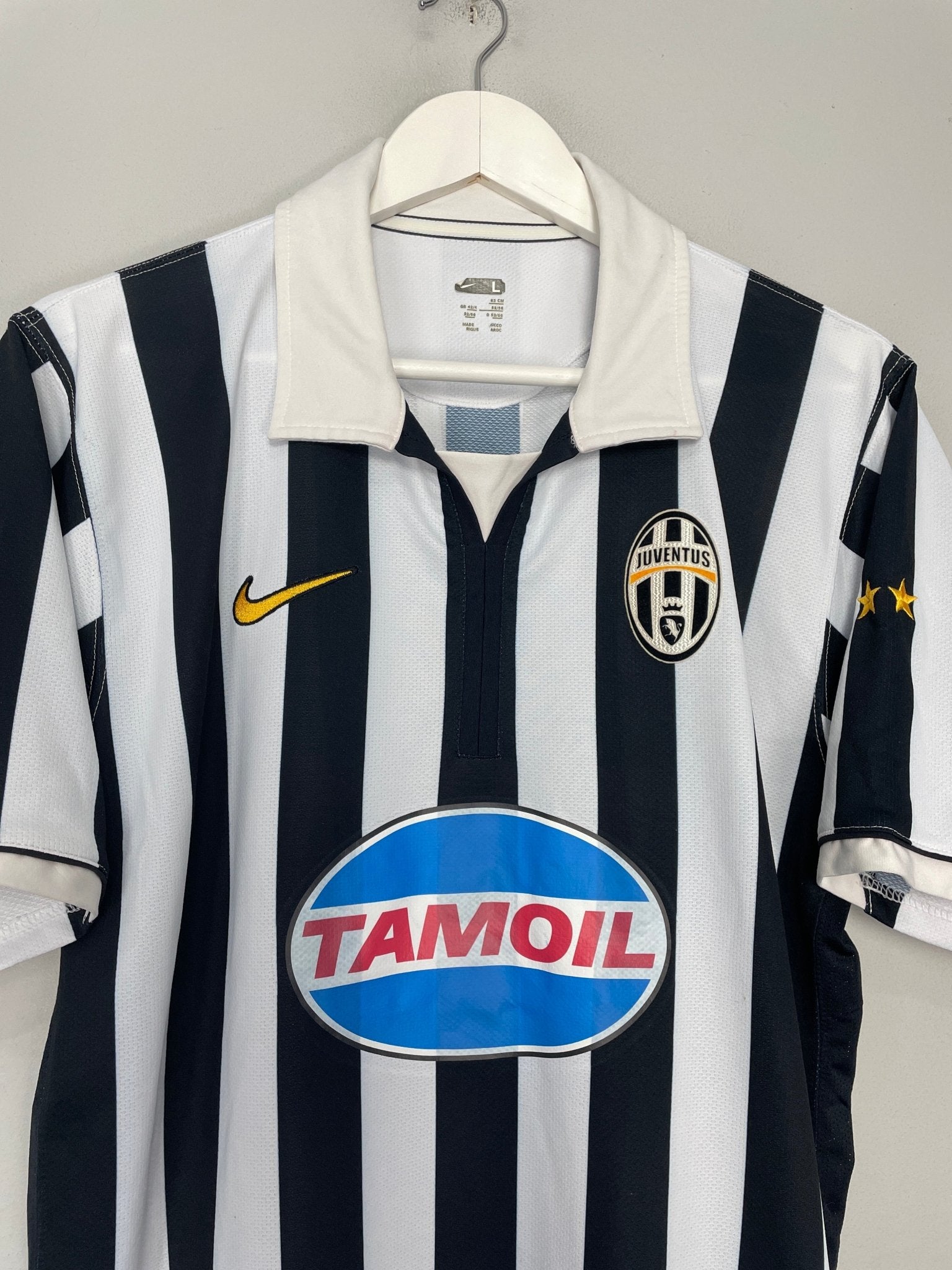 Shop 2006/07 JUVENTUS DEL PIERO #10 HOME SHIRT (L) NIKE, classic football shirts, vintage football shirts & retro soccer jerseys at Cult Kits