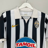 Shop 2006/07 JUVENTUS DEL PIERO #10 HOME SHIRT (S) NIKE, classic football shirts, vintage football shirts & retro soccer jerseys at Cult Kits