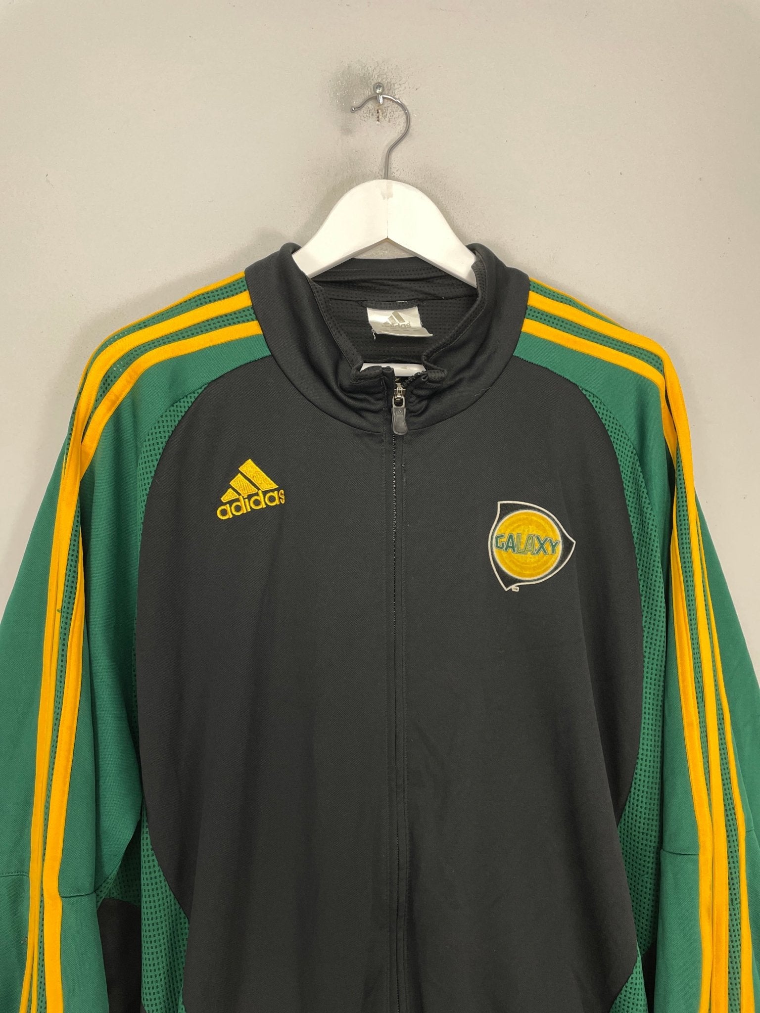 Shop 2006/07 LA GALAXY TRACKSUIT TOP (XXL) ADIDAS, classic football shirts, vintage football shirts & retro soccer jerseys at Cult Kits