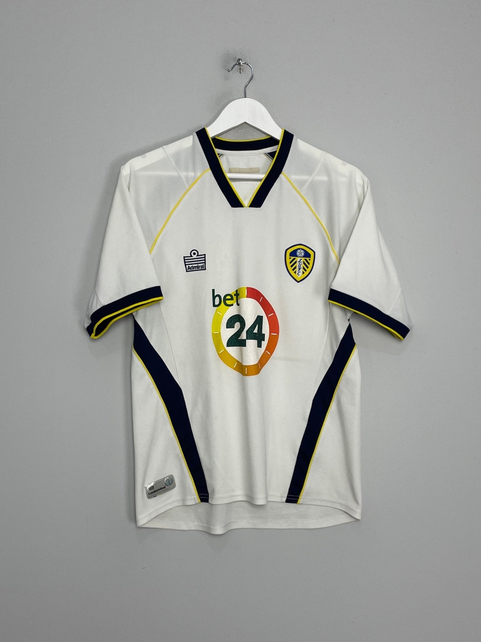 Shop 2006/07 LEEDS UNITED HOME SHIRT (M) ADMIRAL, classic football shirts, vintage football shirts & retro soccer jerseys at Cult Kits