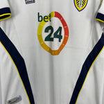 Shop 2006/07 LEEDS UNITED HOME SHIRT (M) ADMIRAL, classic football shirts, vintage football shirts & retro soccer jerseys at Cult Kits