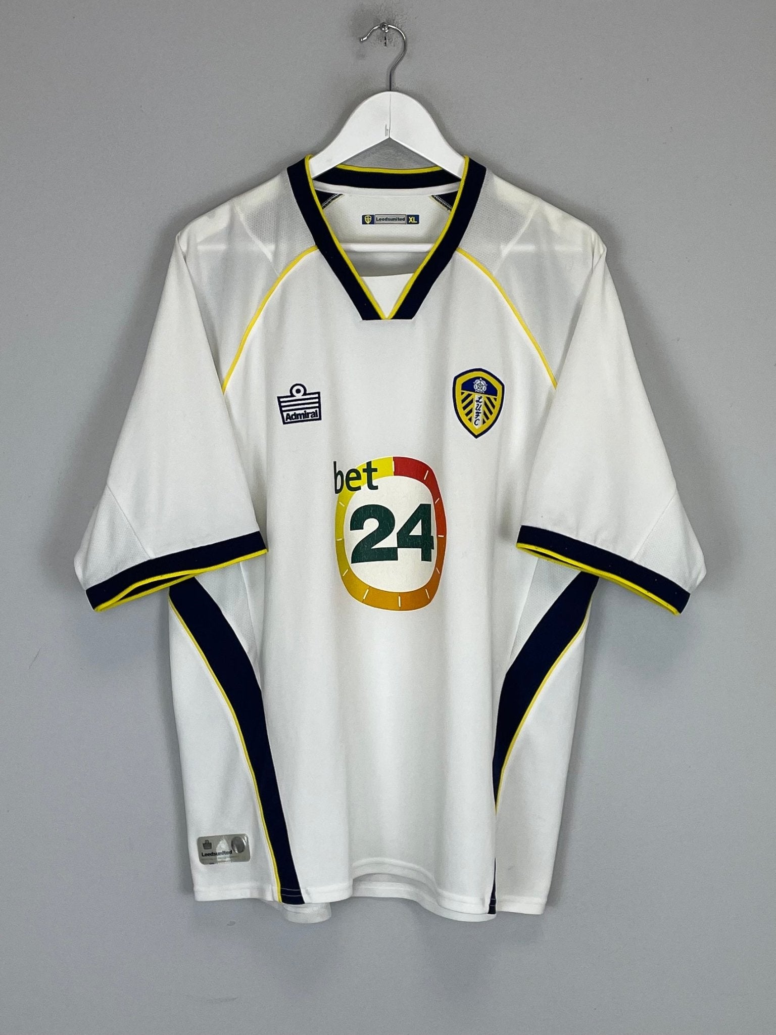 Shop 2006/07 LEEDS UNITED HOME SHIRT (XL) ADMIRAL, classic football shirts, vintage football shirts & retro soccer jerseys at Cult Kits