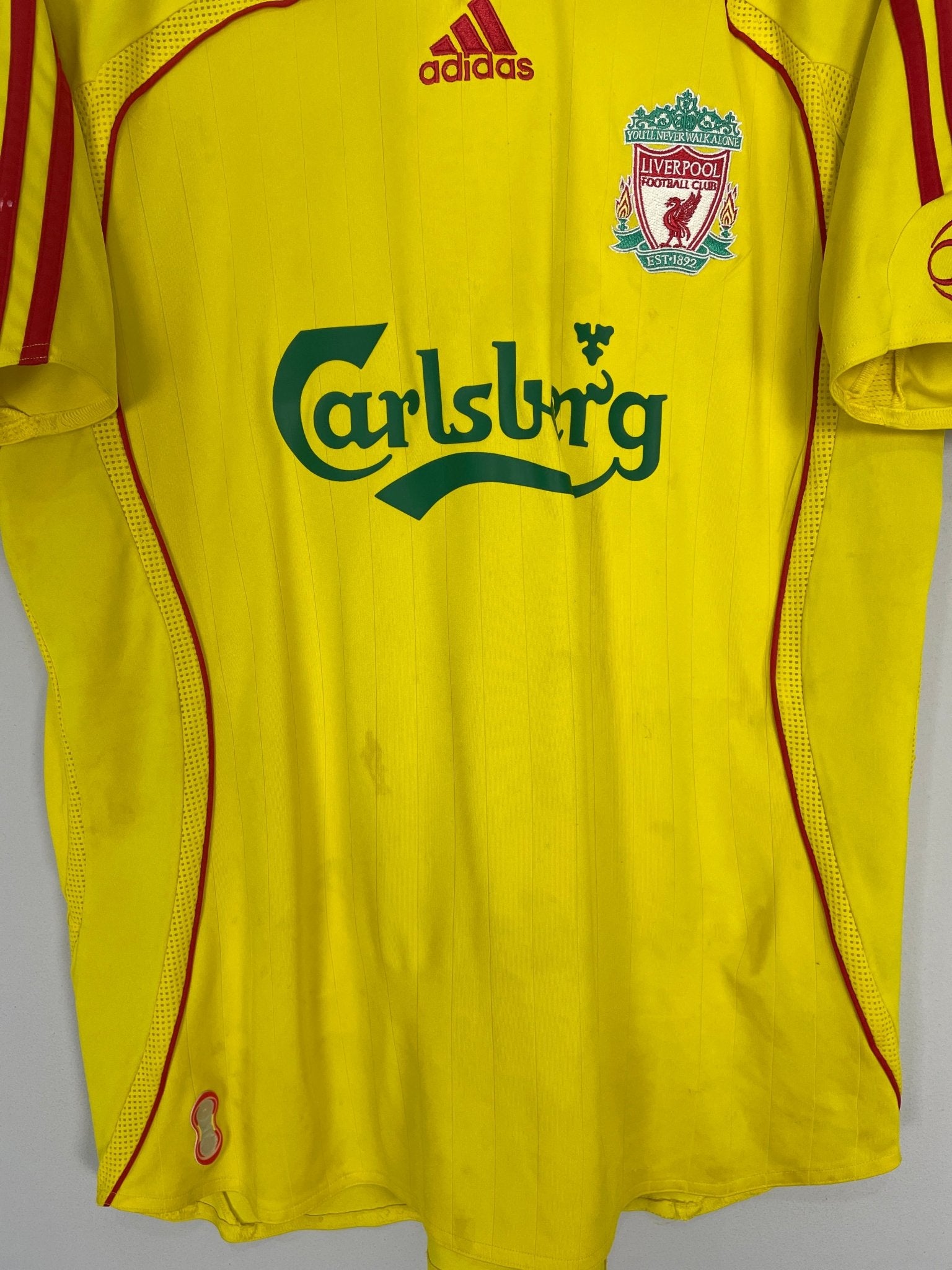 Shop 2006/07 LIVERPOOL GERRARD #8 AWAY SHIRT (L) ADIDAS, classic football shirts, vintage football shirts & retro soccer jerseys at Cult Kits