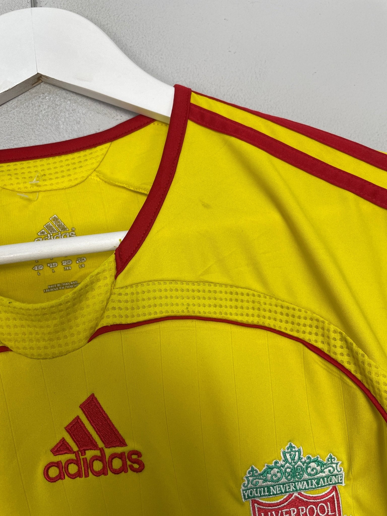Shop 2006/07 LIVERPOOL GERRARD #8 AWAY SHIRT (L) ADIDAS, classic football shirts, vintage football shirts & retro soccer jerseys at Cult Kits