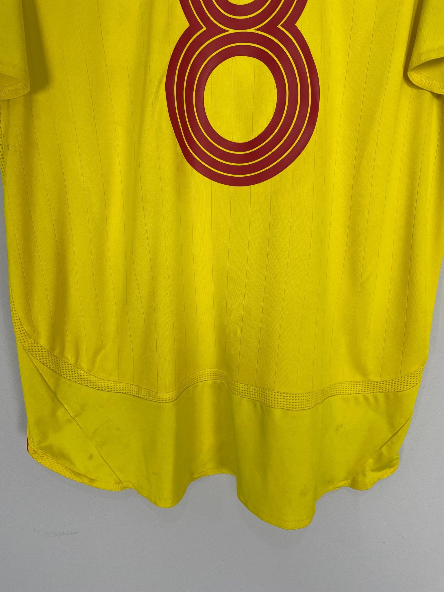 Shop 2006/07 LIVERPOOL GERRARD #8 AWAY SHIRT (L) ADIDAS, classic football shirts, vintage football shirts & retro soccer jerseys at Cult Kits