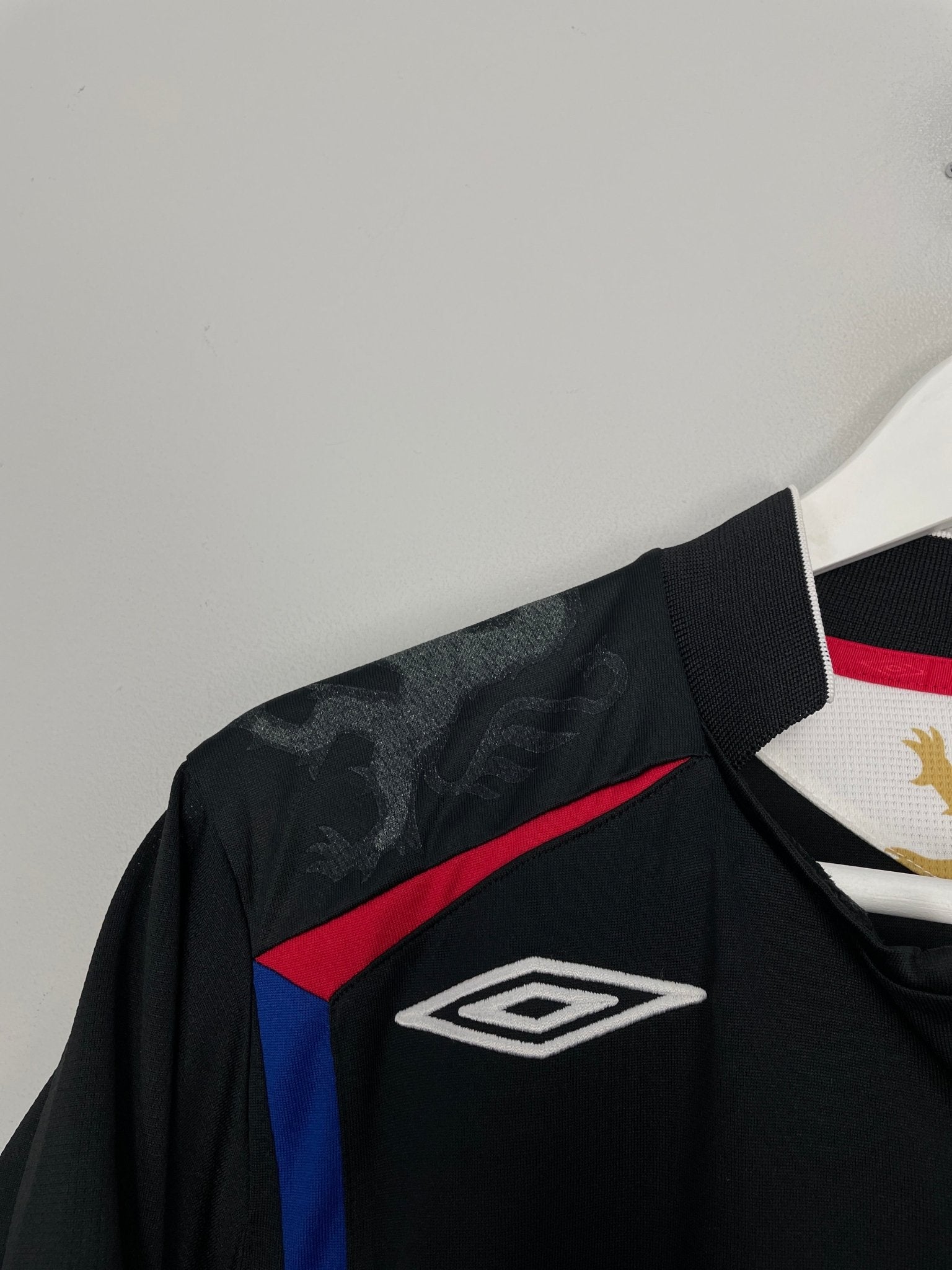 Shop 2006/07 LYON JUNINHO #8 THIRD SHIRT (M) UMBRO, classic football shirts, vintage football shirts & retro soccer jerseys at Cult Kits