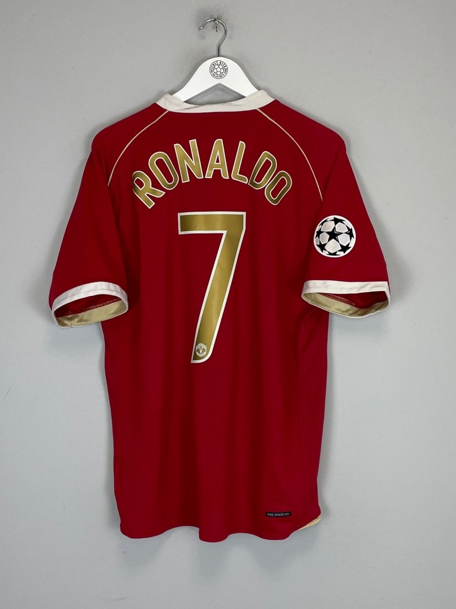 2006/07 MANCHESTER UNITED RONALDO 7 C/L HOME SHIRT (L) NIKE - Cult Kits - Large - Buy Vintage Football Shirts, Authentic Retro Football Shirts For Sale, Classic Football Shirts & Soccer Jersey