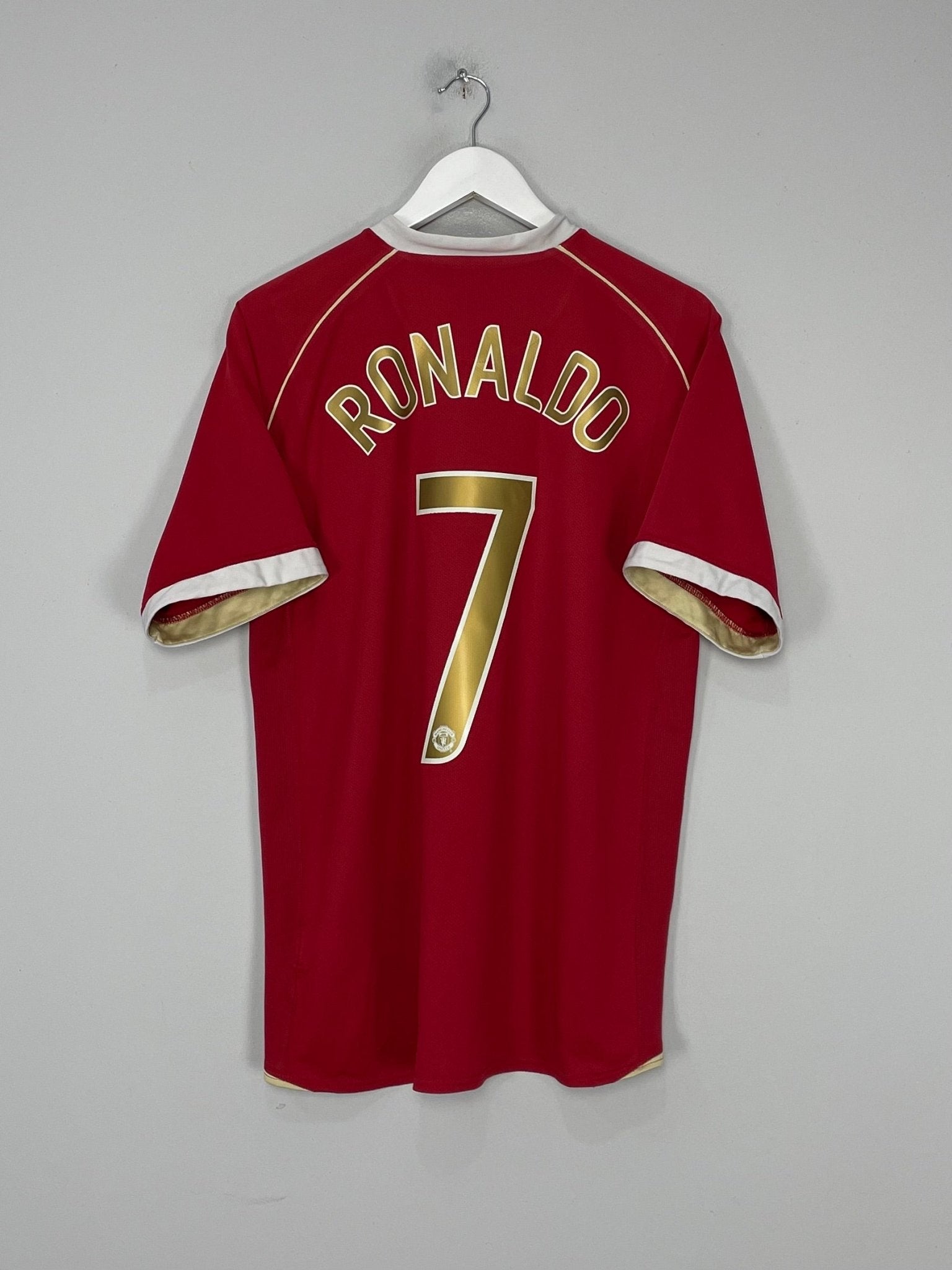 Shop 2006/07 MANCHESTER UNITED RONALDO #7 HOME SHIRT (L) NIKE, classic football shirts, vintage football shirts & retro soccer jerseys at Cult Kits