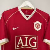 Shop 2006/07 MANCHESTER UNITED RONALDO #7 HOME SHIRT (M) NIKE, classic football shirts, vintage football shirts & retro soccer jerseys at Cult Kits