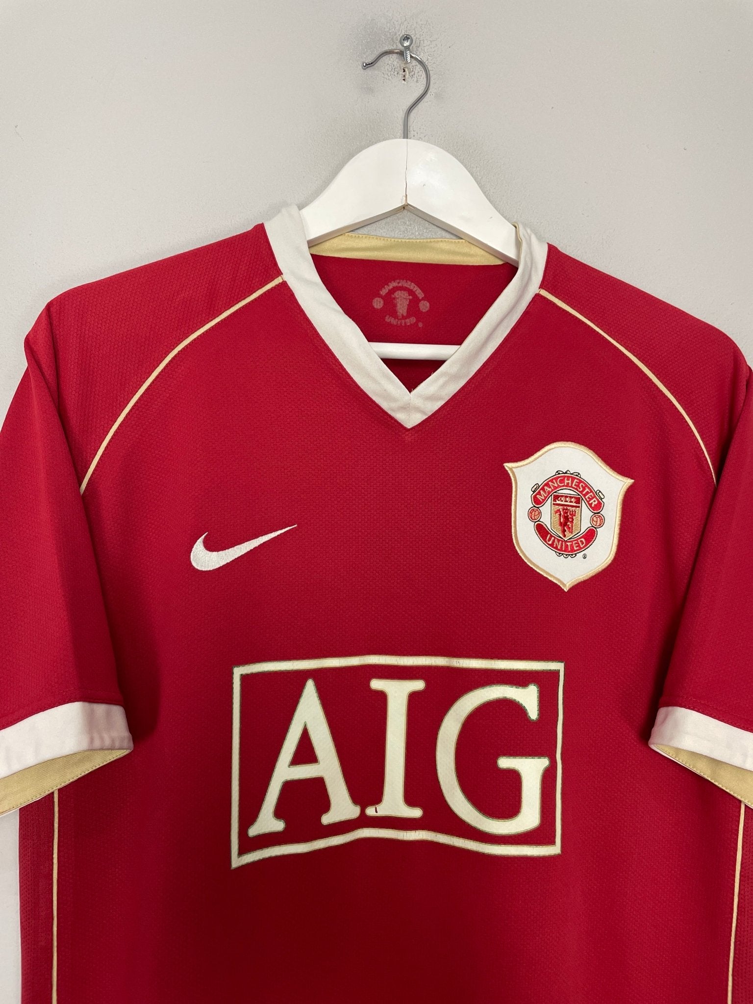 Shop 2006/07 MANCHESTER UNITED RONALDO #7 HOME SHIRT (M) NIKE, classic football shirts, vintage football shirts & retro soccer jerseys at Cult Kits