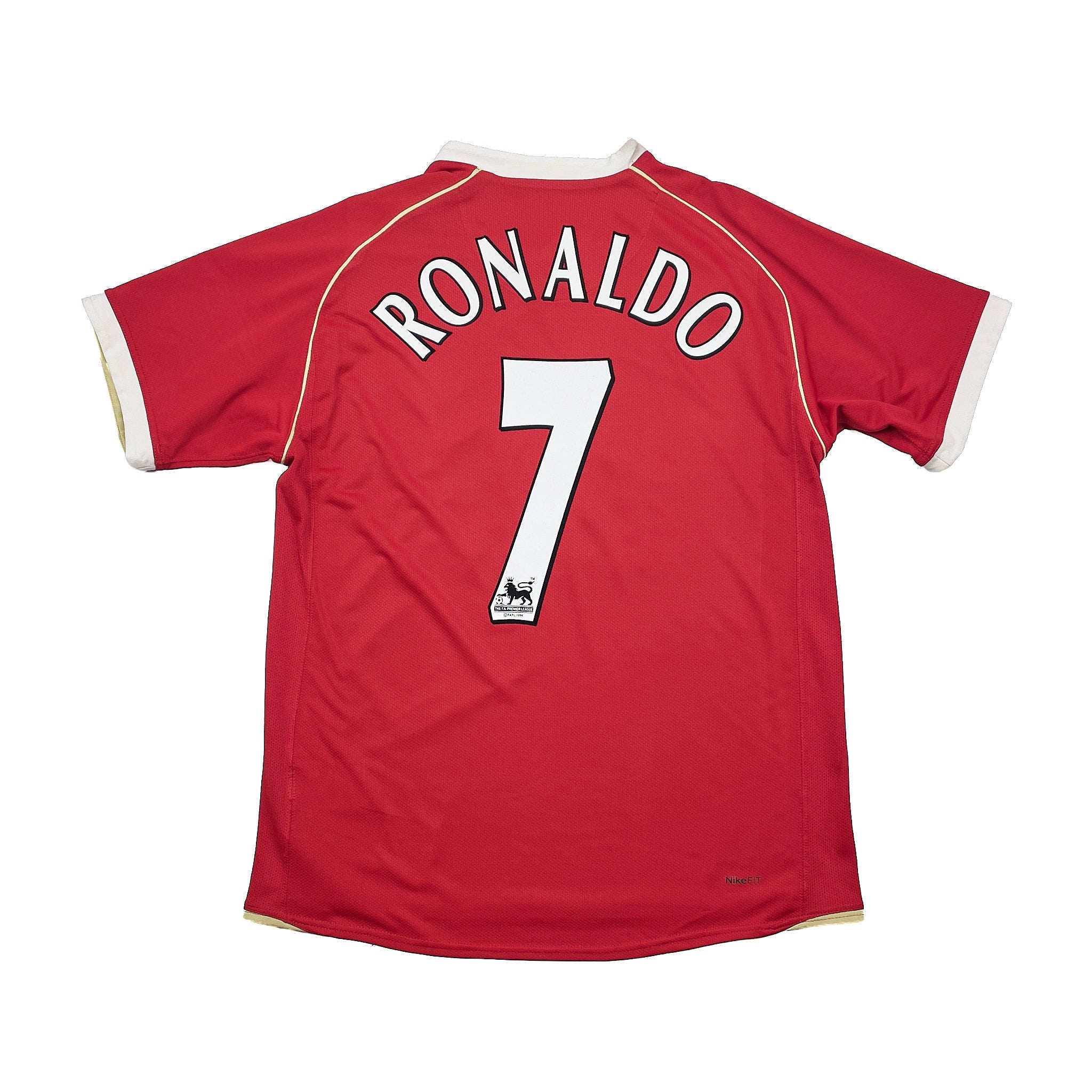 Buy 2006/07 Manchester United Ronaldo 7 Home Shirt (M) Nike ~ Free worldwide shipping available ~ Authentic Vintage Football Shirts from Cult Kits