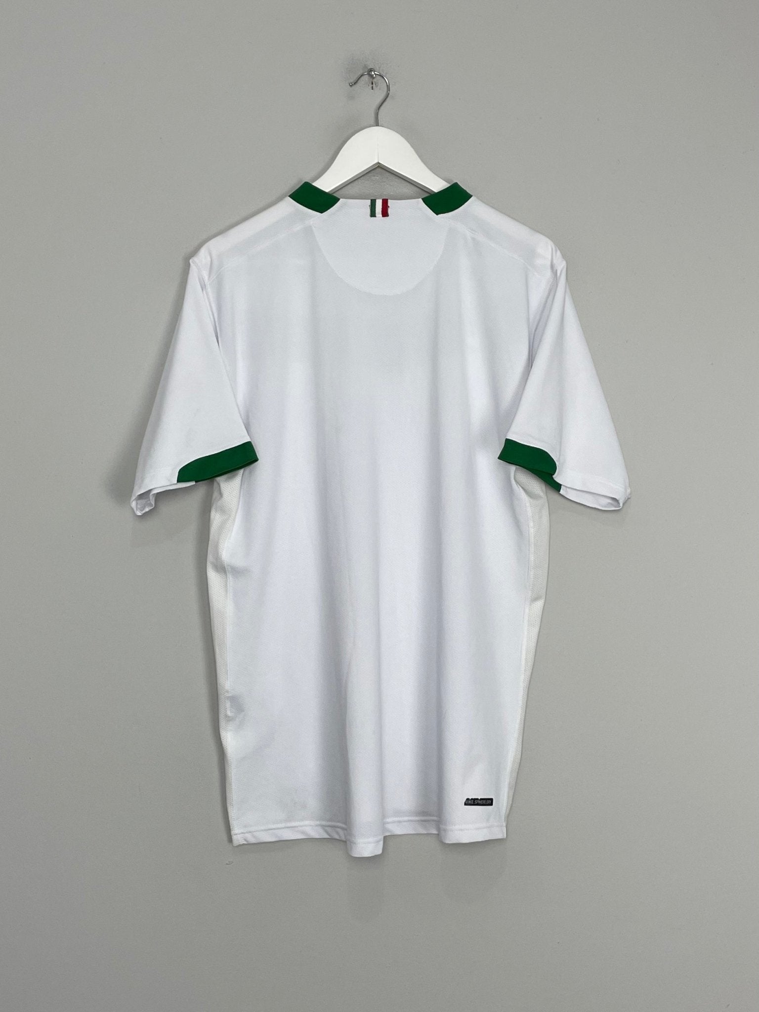 Shop 2006/07 MEXICO AWAY SHIRT (L) NIKE, classic football shirts, vintage football shirts & retro soccer jerseys at Cult Kits