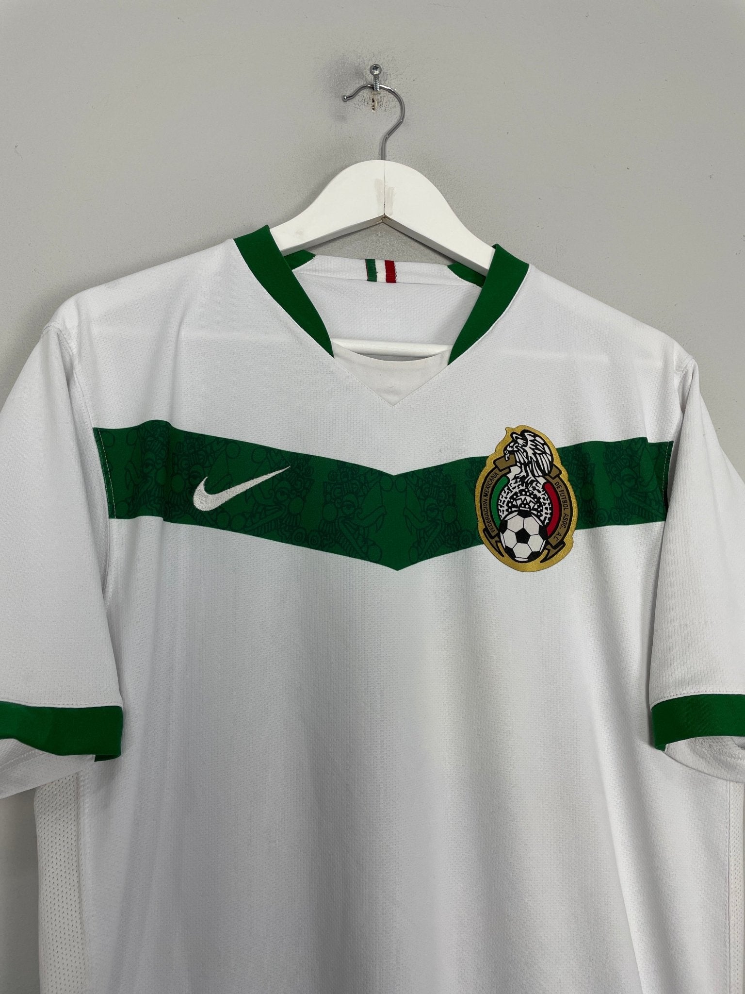 Shop 2006/07 MEXICO AWAY SHIRT (M) NIKE, classic football shirts, vintage football shirts & retro soccer jerseys at Cult Kits